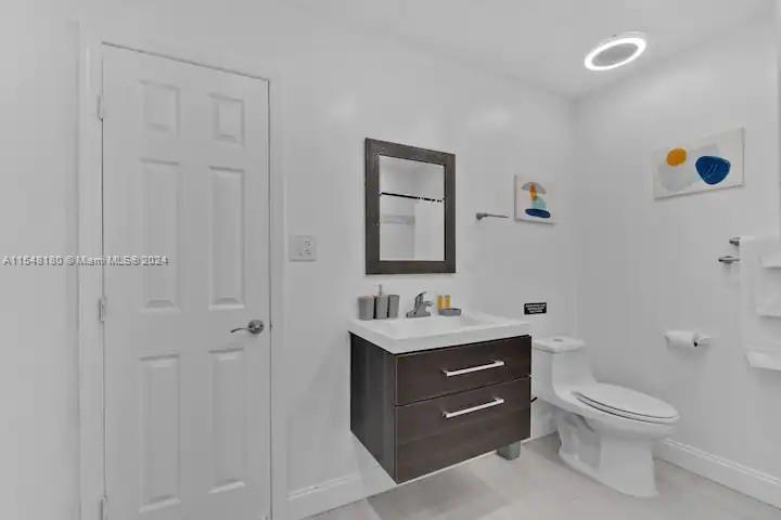 201 68th Way, Hollywood, FL, 33024 United States, 3 Bedrooms Bedrooms, ,2 BathroomsBathrooms,Residential,For Sale,68th Way,A11548180