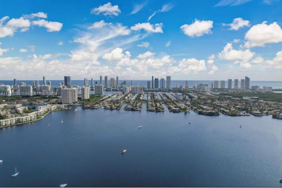 17111 Biscayne Blvd, North Miami Beach, FL, 33160 United States, 3 Bedrooms Bedrooms, ,3 BathroomsBathrooms,Residential,For Sale,Biscayne Blvd,A11546582