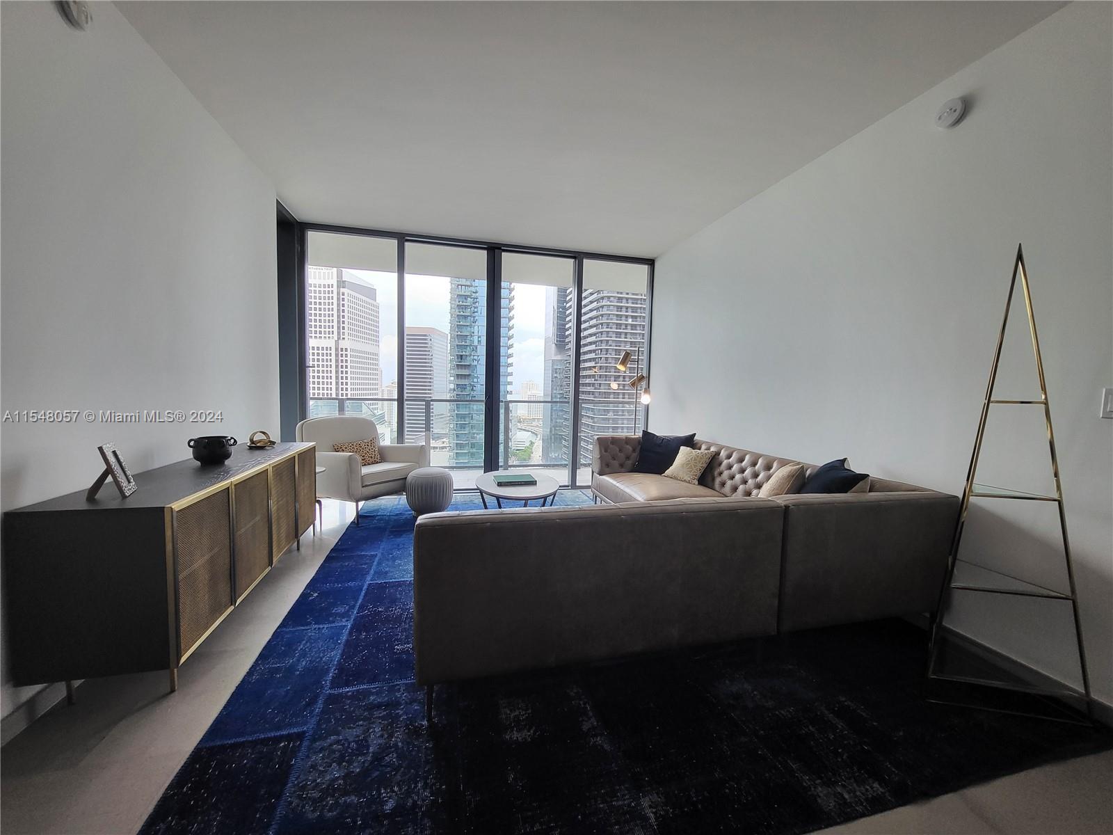 88 SW 7th St 2103, Miami, Florida 33130, 2 Bedrooms Bedrooms, ,2 BathroomsBathrooms,Residentiallease,For Rent,88 SW 7th St 2103,A11548057