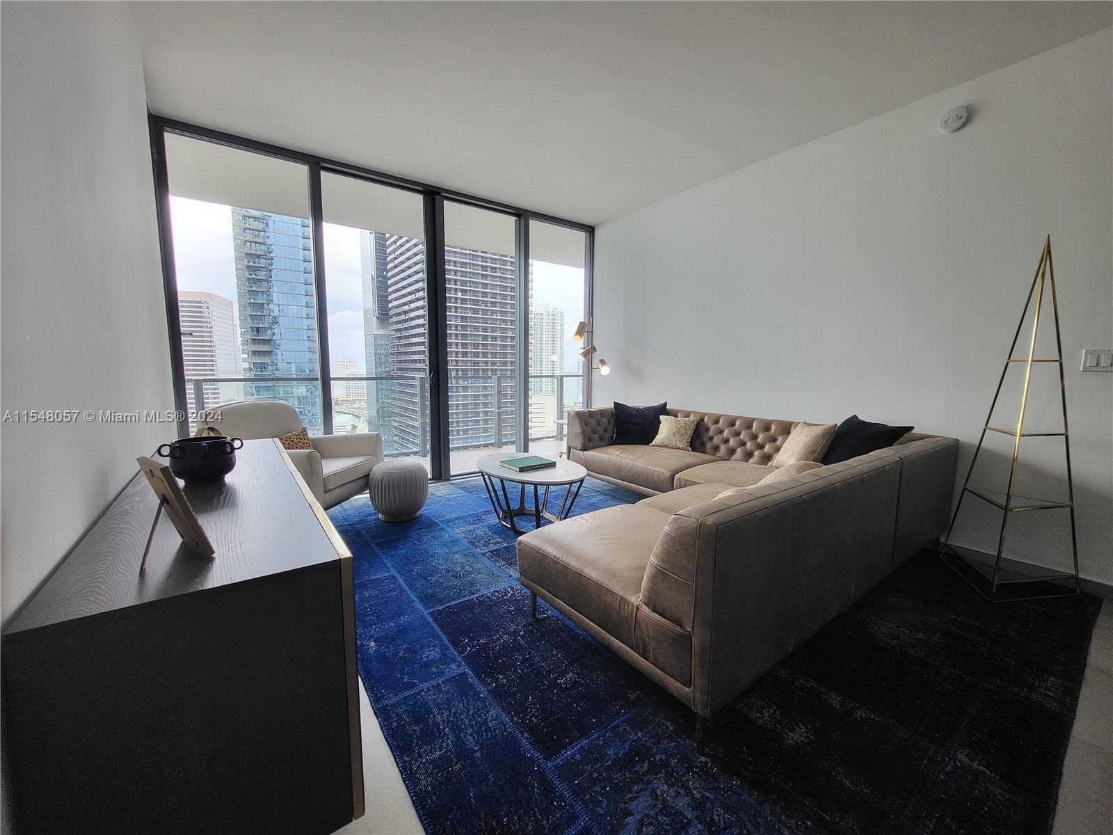 88 SW 7th St 2103, Miami, Florida 33130, 2 Bedrooms Bedrooms, ,2 BathroomsBathrooms,Residentiallease,For Rent,88 SW 7th St 2103,A11548057