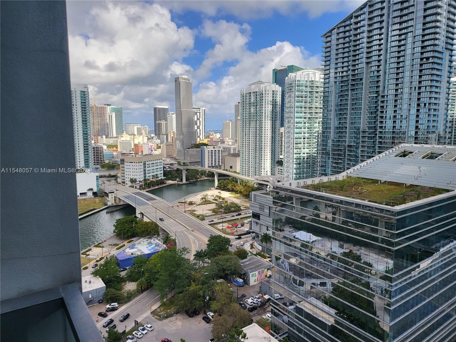 88 SW 7th St 2103, Miami, Florida 33130, 2 Bedrooms Bedrooms, ,2 BathroomsBathrooms,Residentiallease,For Rent,88 SW 7th St 2103,A11548057