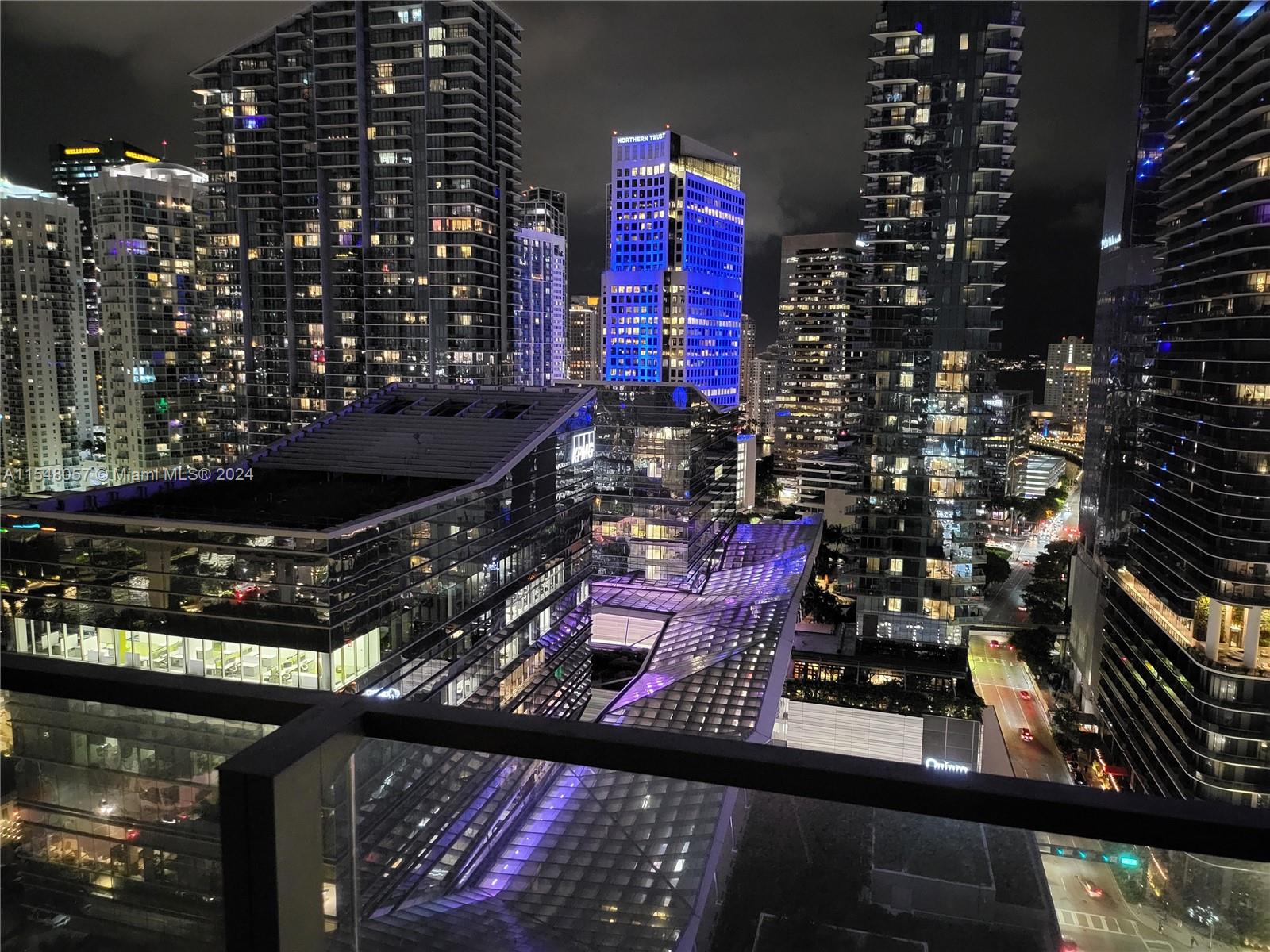 88 SW 7th St 2103, Miami, Florida 33130, 2 Bedrooms Bedrooms, ,2 BathroomsBathrooms,Residentiallease,For Rent,88 SW 7th St 2103,A11548057