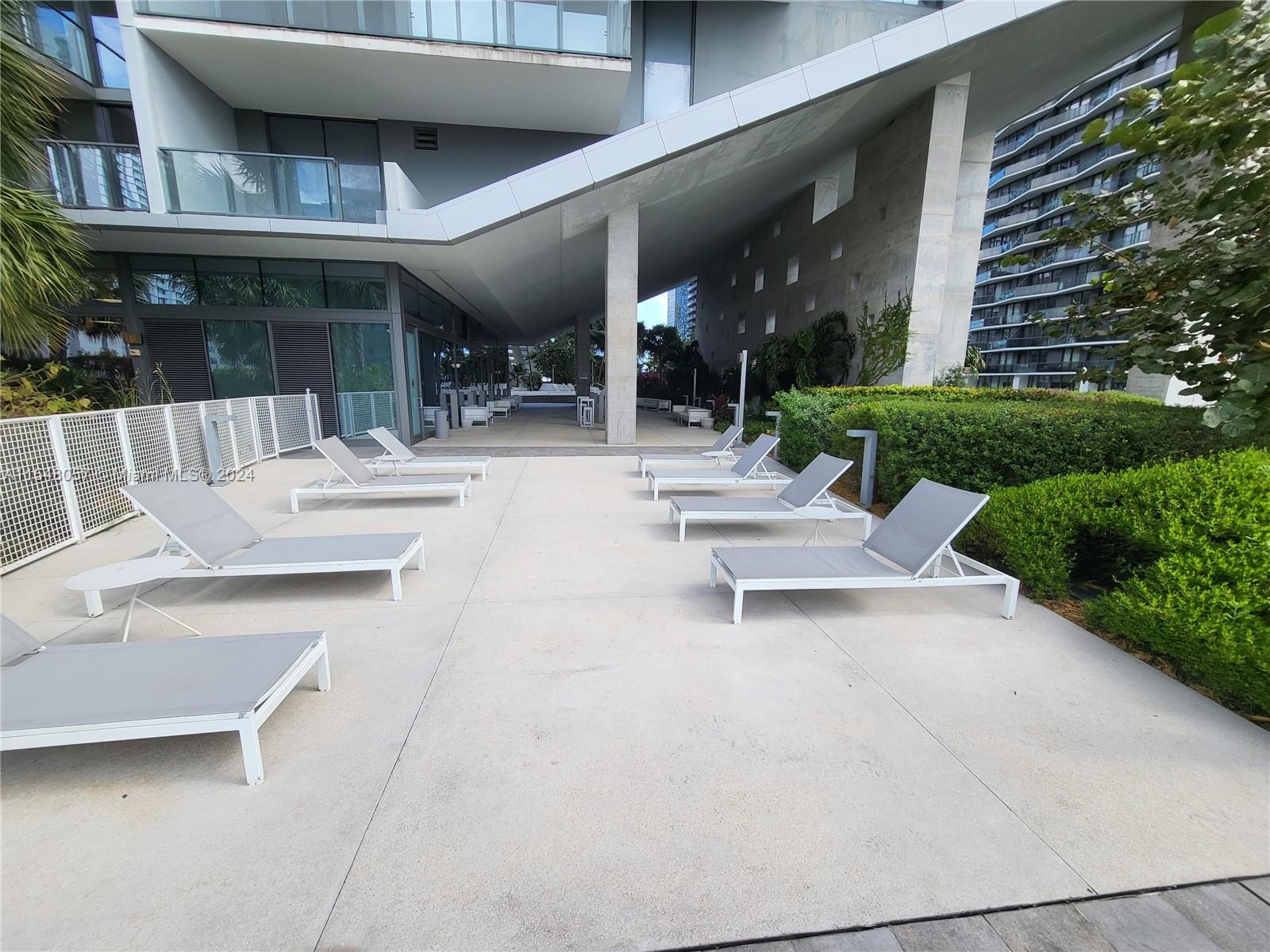 88 SW 7th St 2103, Miami, Florida 33130, 2 Bedrooms Bedrooms, ,2 BathroomsBathrooms,Residentiallease,For Rent,88 SW 7th St 2103,A11548057