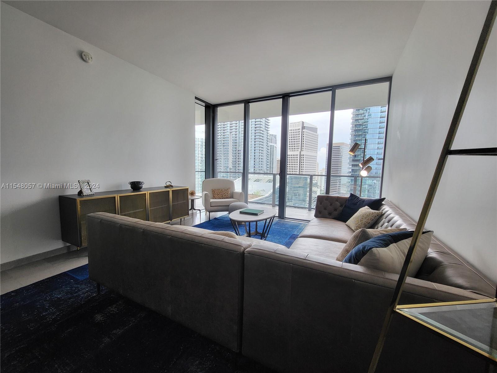 88 SW 7th St 2103, Miami, Florida 33130, 2 Bedrooms Bedrooms, ,2 BathroomsBathrooms,Residentiallease,For Rent,88 SW 7th St 2103,A11548057