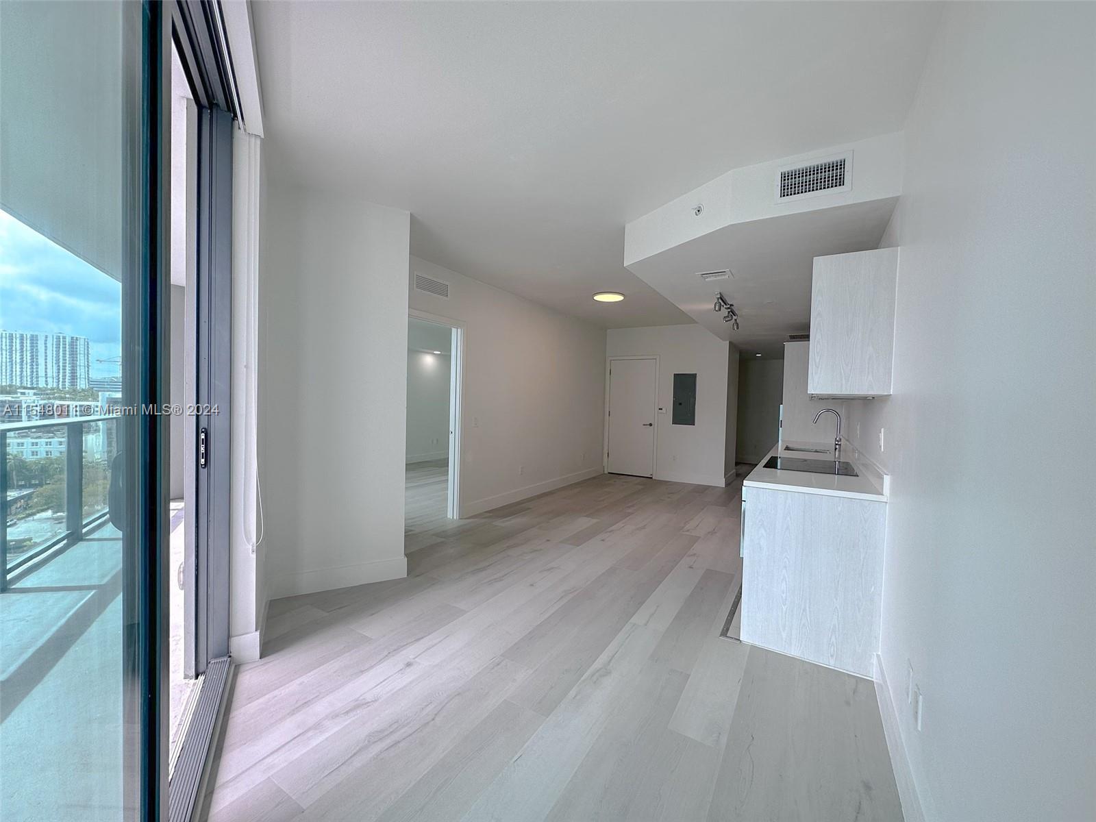Breakfast Nook with Miami Skyline and Bay views