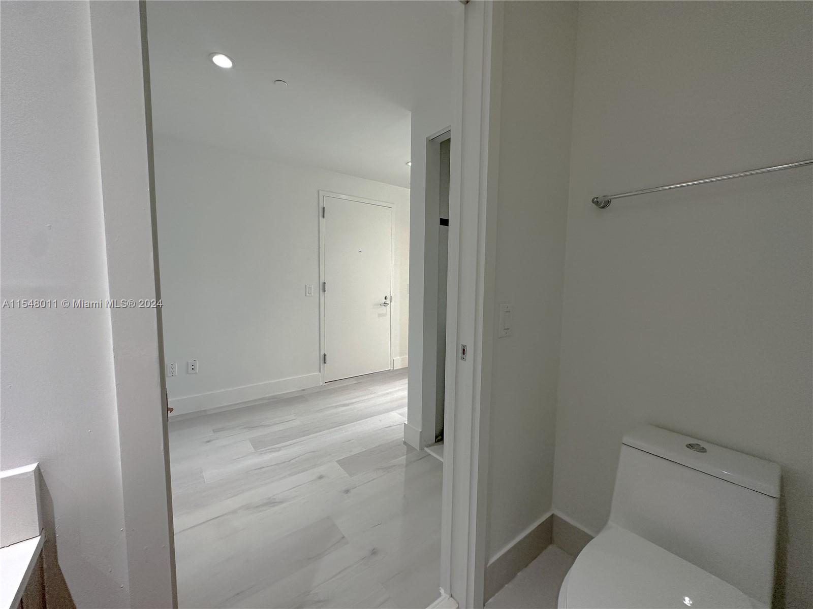 501 NE 31st St 1107, Miami, Florida 33137, 1 Bedroom Bedrooms, ,1 BathroomBathrooms,Residentiallease,For Rent,501 NE 31st St 1107,A11548011