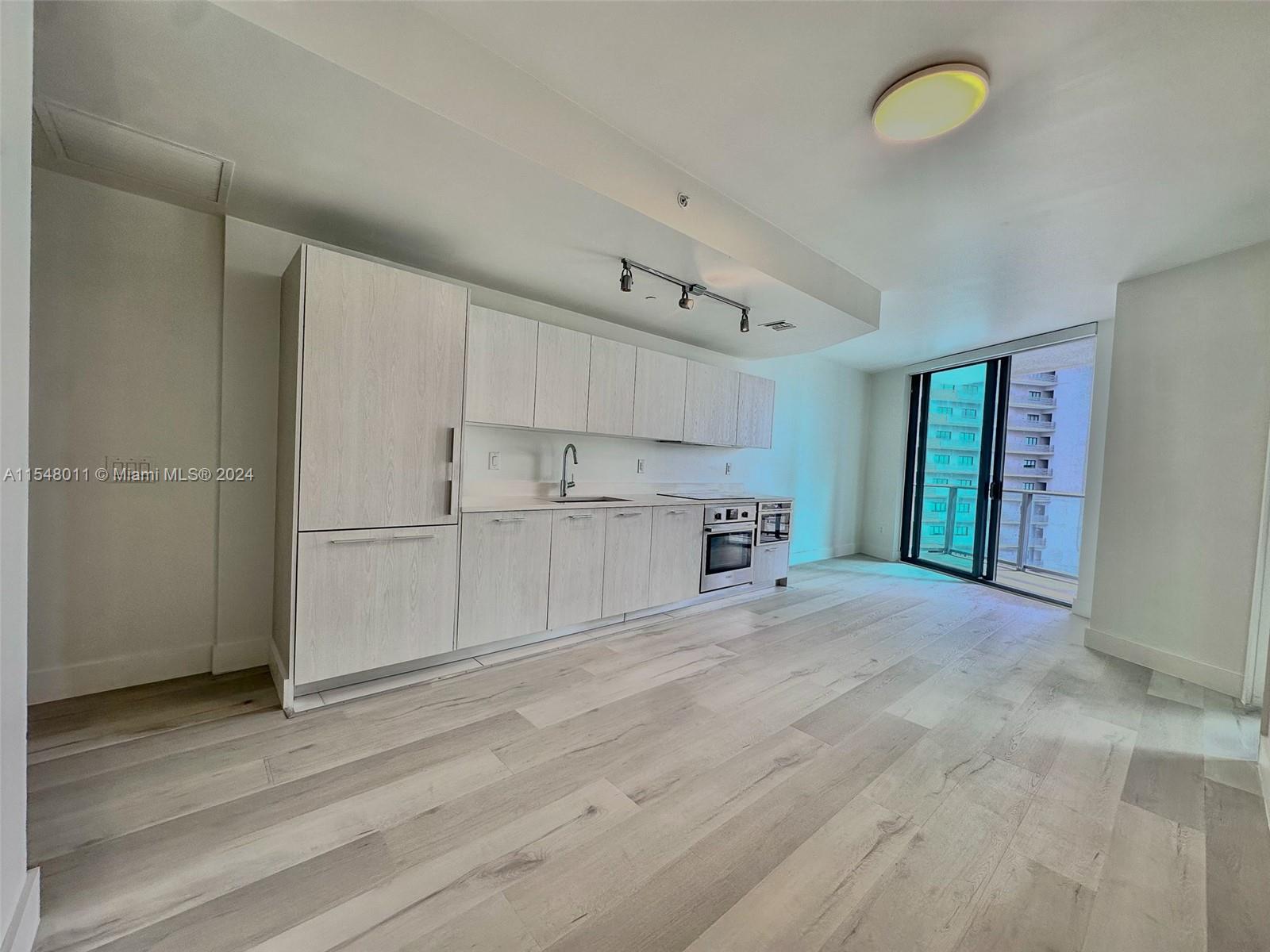 501 NE 31st St 1107, Miami, Florida 33137, 1 Bedroom Bedrooms, ,1 BathroomBathrooms,Residentiallease,For Rent,501 NE 31st St 1107,A11548011