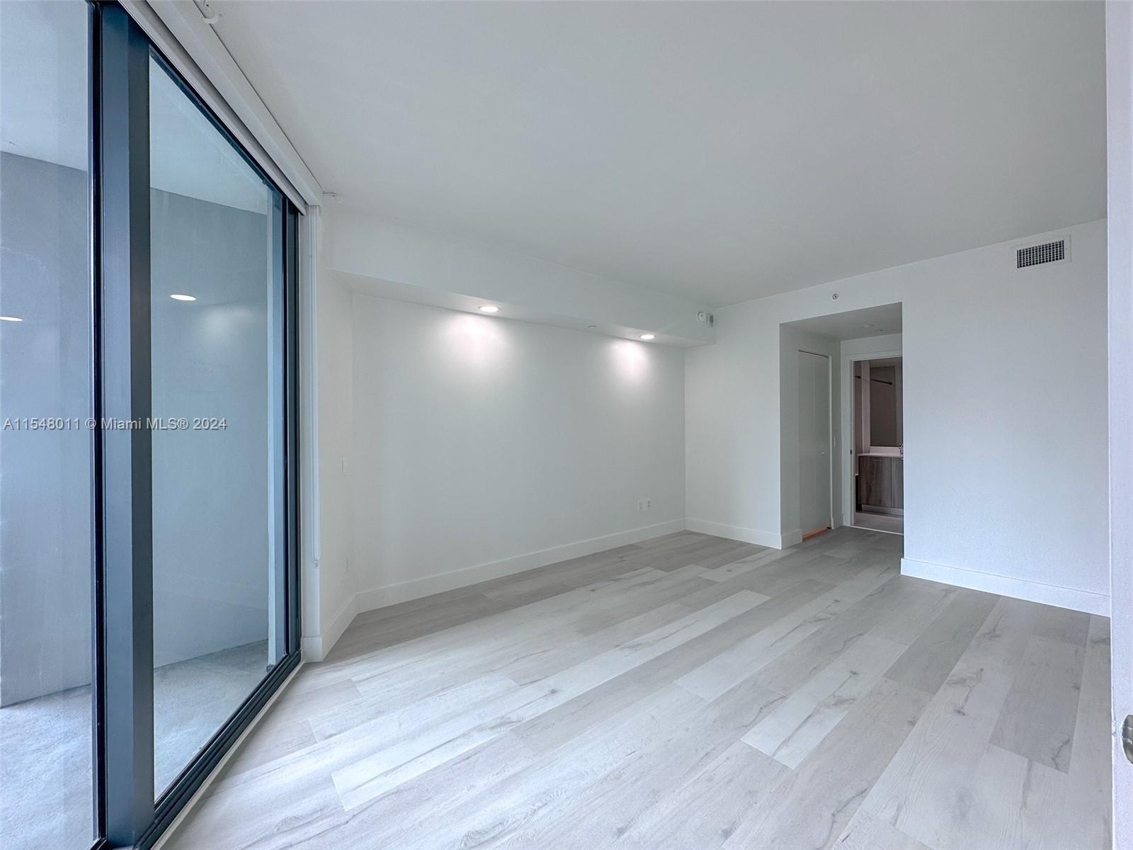 501 NE 31st St 1107, Miami, Florida 33137, 1 Bedroom Bedrooms, ,1 BathroomBathrooms,Residentiallease,For Rent,501 NE 31st St 1107,A11548011