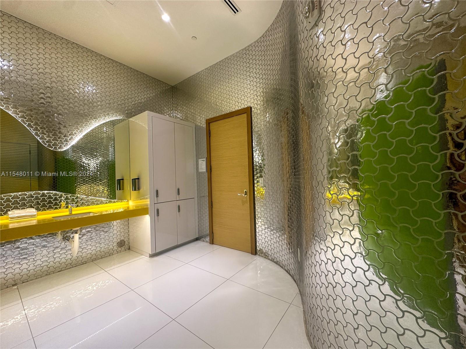 501 NE 31st St 1107, Miami, Florida 33137, 1 Bedroom Bedrooms, ,1 BathroomBathrooms,Residentiallease,For Rent,501 NE 31st St 1107,A11548011