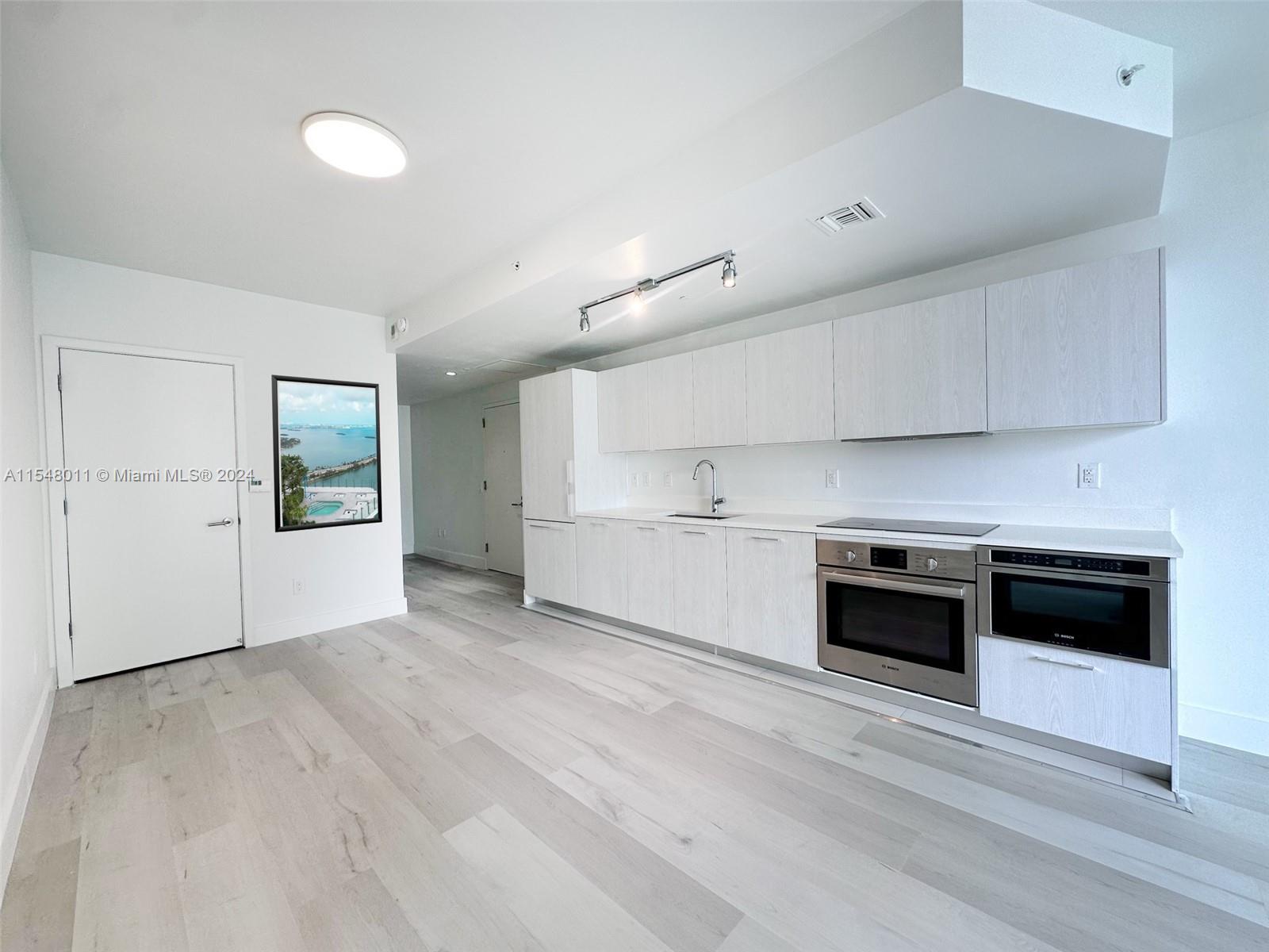 501 NE 31st St 1107, Miami, Florida 33137, 1 Bedroom Bedrooms, ,1 BathroomBathrooms,Residentiallease,For Rent,501 NE 31st St 1107,A11548011