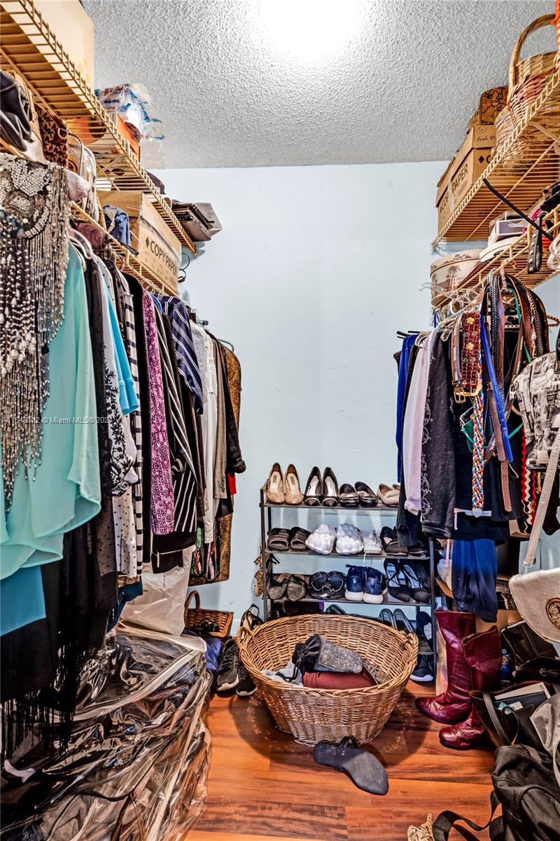 7332 Bay Hill Dr, Hialeah, Florida 33015, 2 Bedrooms Bedrooms, ,2 BathroomsBathrooms,Residential,For Sale,7332 Bay Hill Dr,A11548112