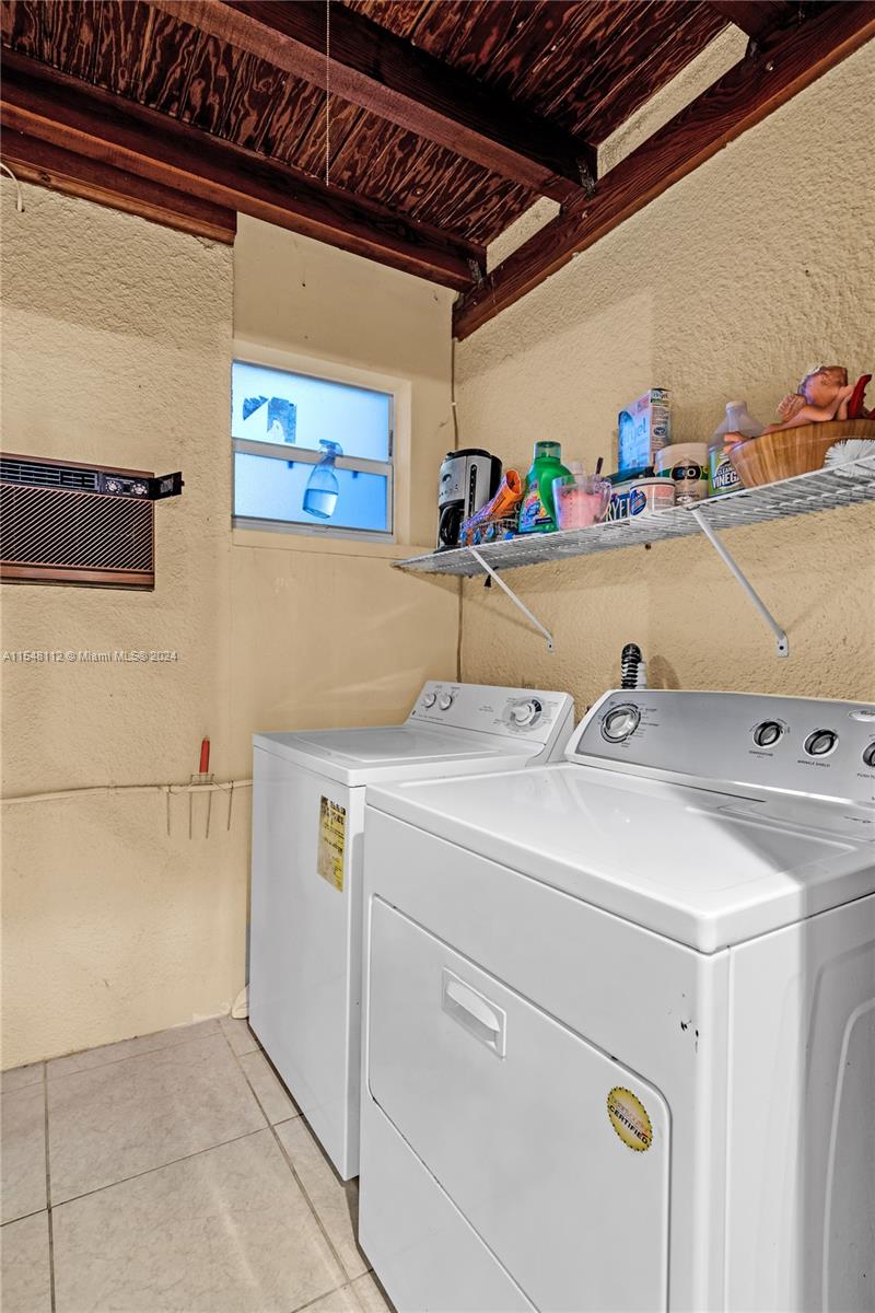 7332 Bay Hill Dr, Hialeah, Florida 33015, 2 Bedrooms Bedrooms, ,2 BathroomsBathrooms,Residential,For Sale,7332 Bay Hill Dr,A11548112