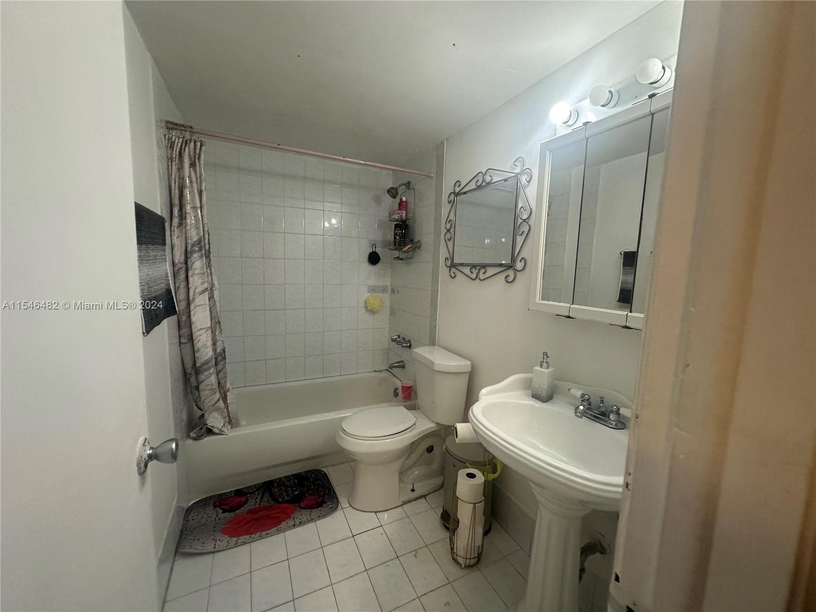 6780 2nd Ct, Hialeah, FL, 33012 United States, 2 Bedrooms Bedrooms, ,1 BathroomBathrooms,Residential,For Sale,2nd Ct,A11546482