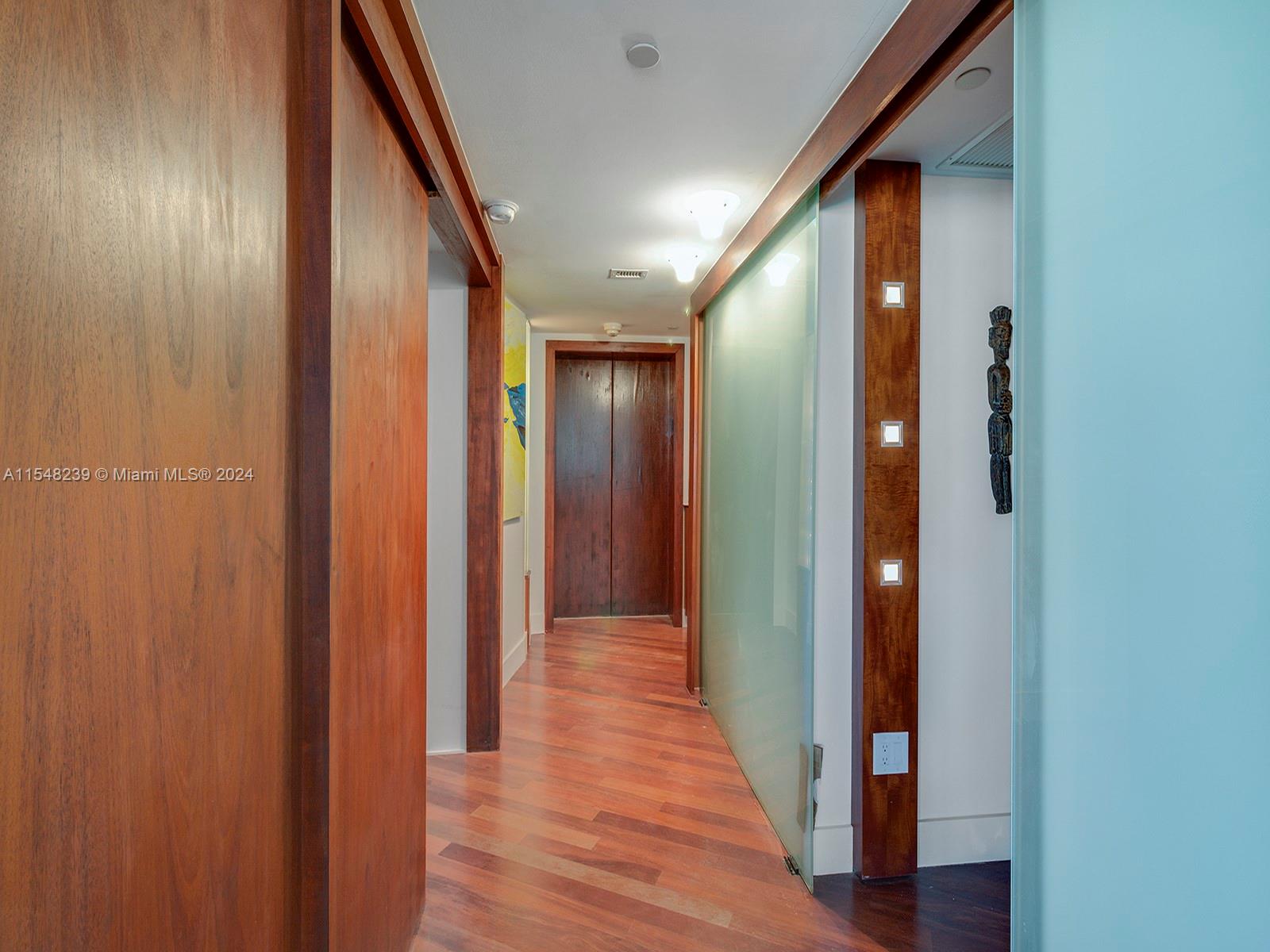 1455 Ocean Dr 901, Miami Beach, Florida 33139, 1 Bedroom Bedrooms, ,1 BathroomBathrooms,Residentiallease,For Rent,1455 Ocean Dr 901,A11548239