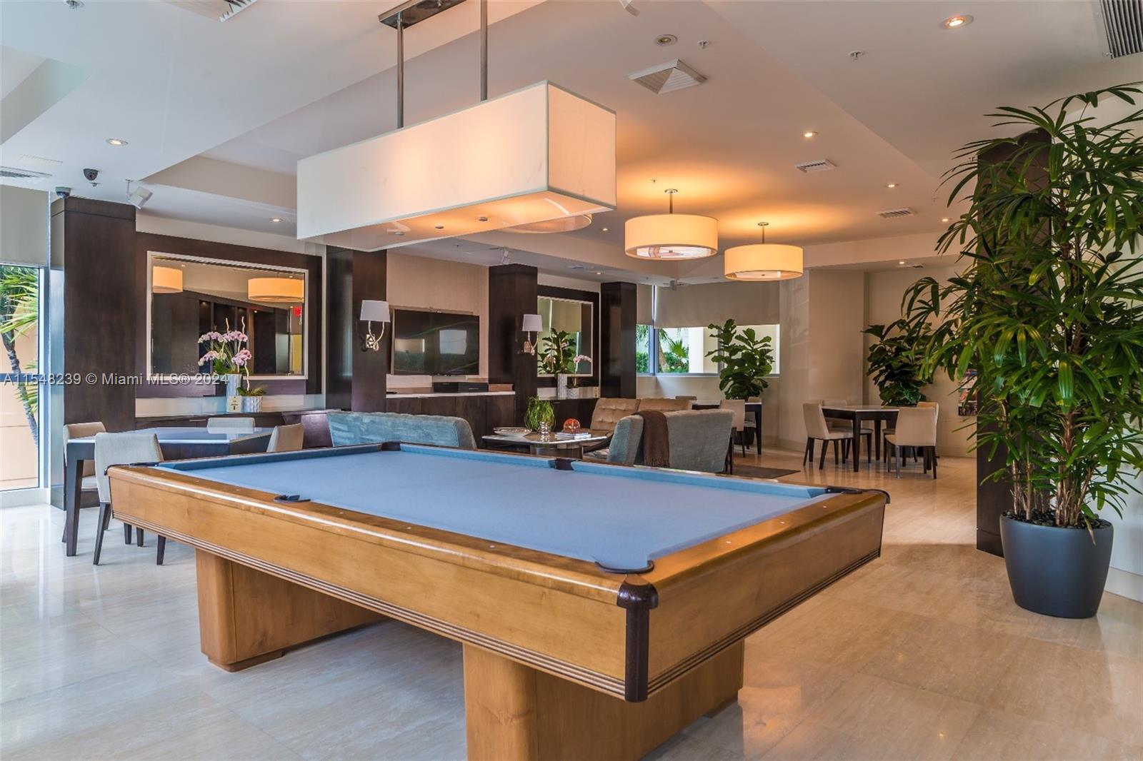 1455 Ocean Dr 901, Miami Beach, Florida 33139, 1 Bedroom Bedrooms, ,1 BathroomBathrooms,Residentiallease,For Rent,1455 Ocean Dr 901,A11548239