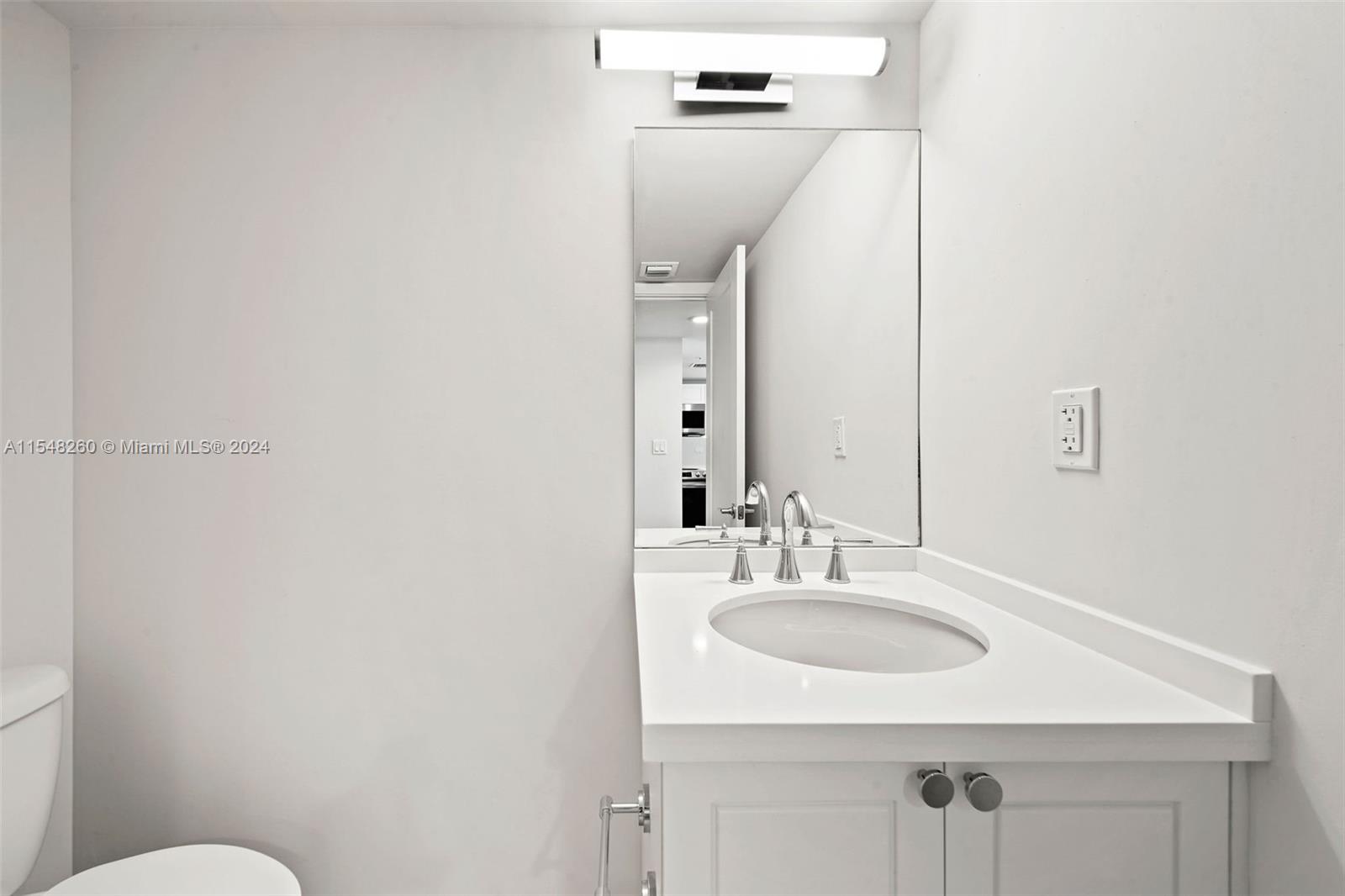 555 NE 34th St 2109, Miami, Florida 33137, 1 Bedroom Bedrooms, ,1 BathroomBathrooms,Residentiallease,For Rent,555 NE 34th St 2109,A11548260