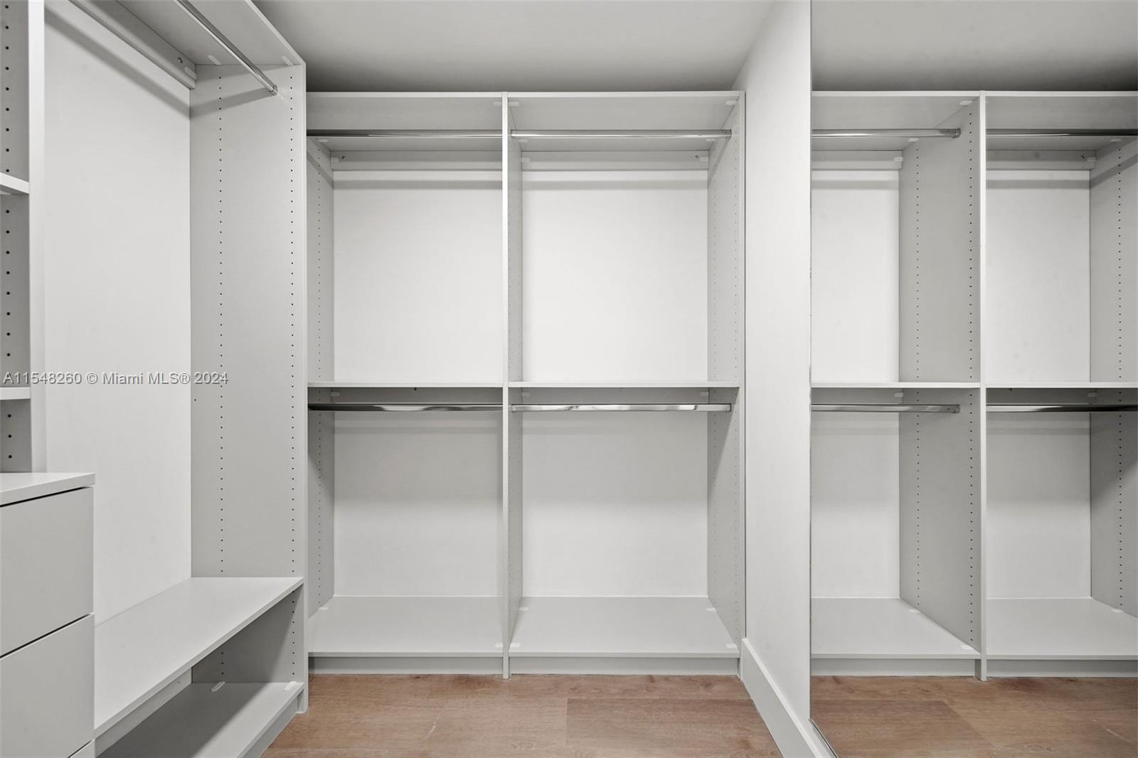 555 NE 34th St 2109, Miami, Florida 33137, 1 Bedroom Bedrooms, ,1 BathroomBathrooms,Residentiallease,For Rent,555 NE 34th St 2109,A11548260