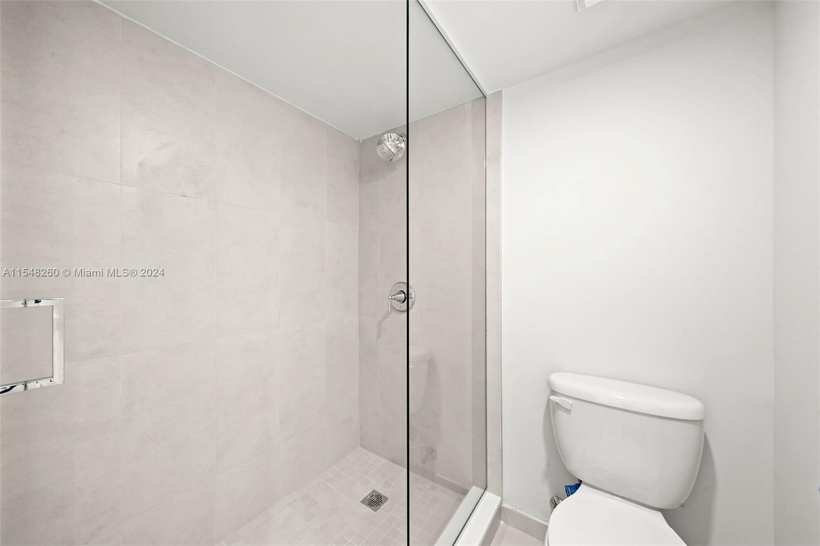 555 NE 34th St 2109, Miami, Florida 33137, 1 Bedroom Bedrooms, ,1 BathroomBathrooms,Residentiallease,For Rent,555 NE 34th St 2109,A11548260