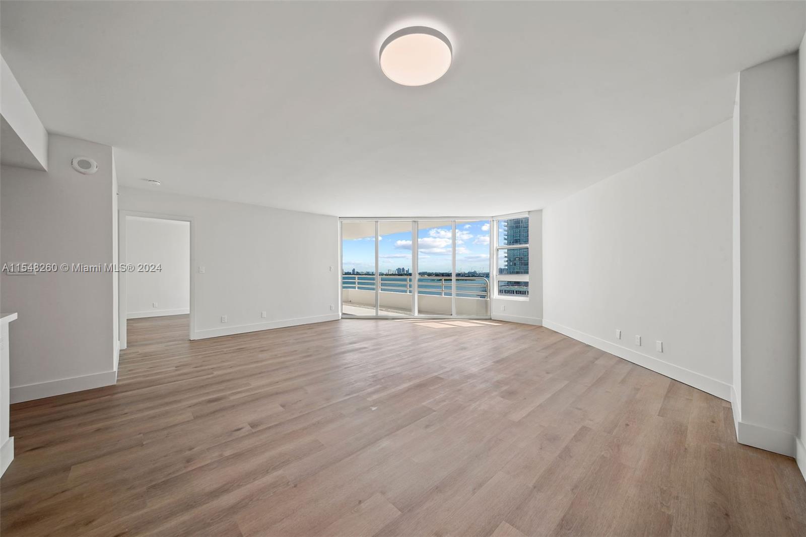 555 NE 34th St 2109, Miami, Florida 33137, 1 Bedroom Bedrooms, ,1 BathroomBathrooms,Residentiallease,For Rent,555 NE 34th St 2109,A11548260