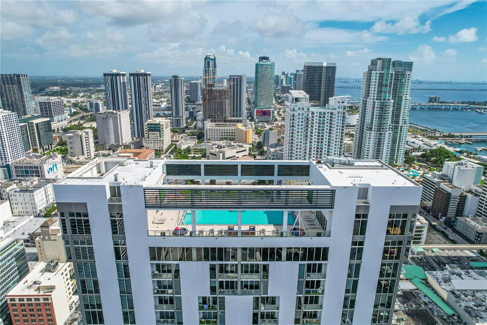 151 SE 1st St 3203, Miami, Florida 33131, 1 Bedroom Bedrooms, ,1 BathroomBathrooms,Residential,For Sale,151 SE 1st St 3203,A11547476