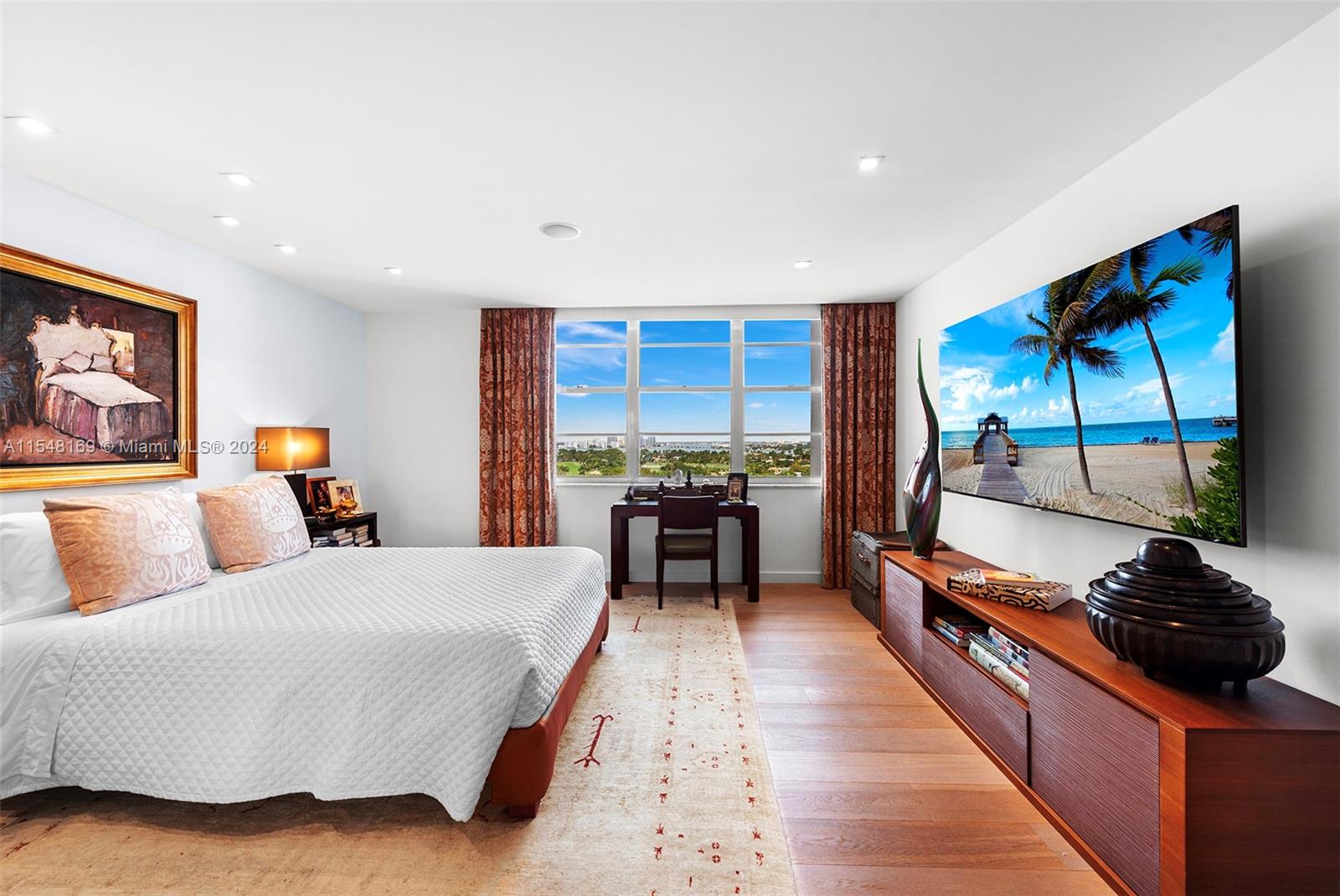 5660 Collins Ave 14D, Miami Beach, Florida 33140, 2 Bedrooms Bedrooms, ,2 BathroomsBathrooms,Residential,For Sale,5660 Collins Ave 14D,A11548169