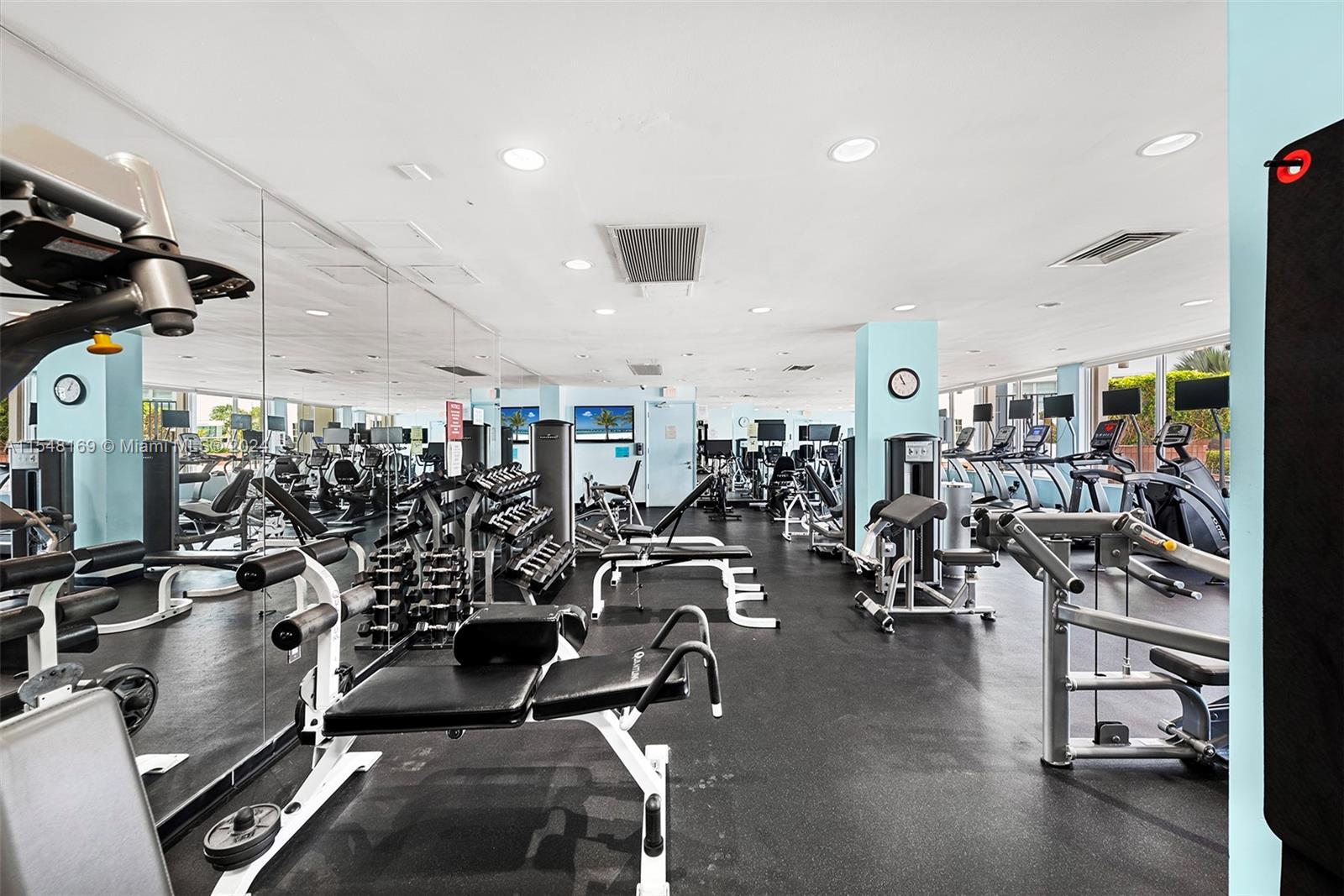 5660 Collins Ave 14D, Miami Beach, Florida 33140, 2 Bedrooms Bedrooms, ,2 BathroomsBathrooms,Residential,For Sale,5660 Collins Ave 14D,A11548169