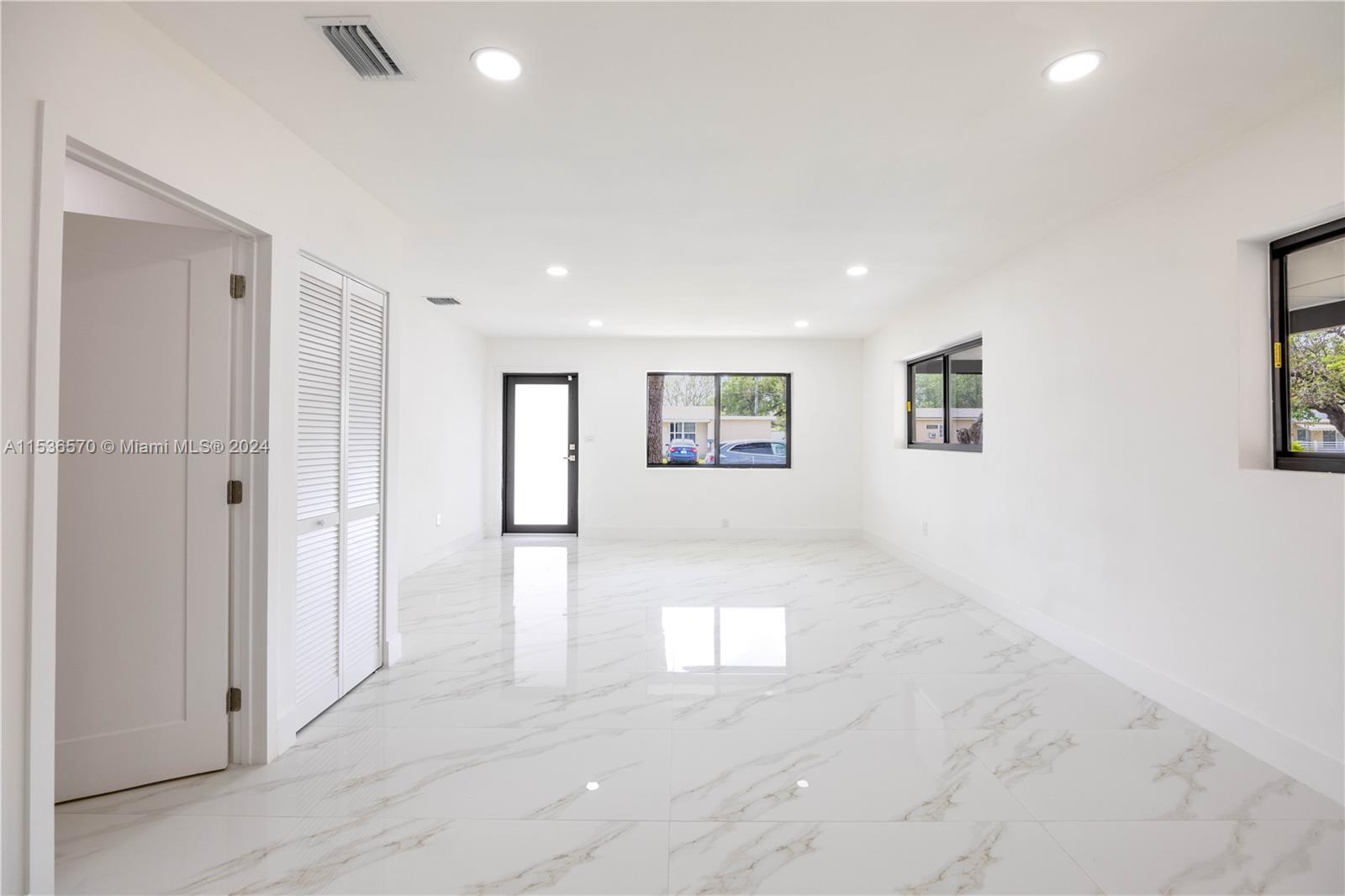 Miami, FL, 33179 United States, 4 Bedrooms Bedrooms, ,3 BathroomsBathrooms,Residential,For Sale,A11536570