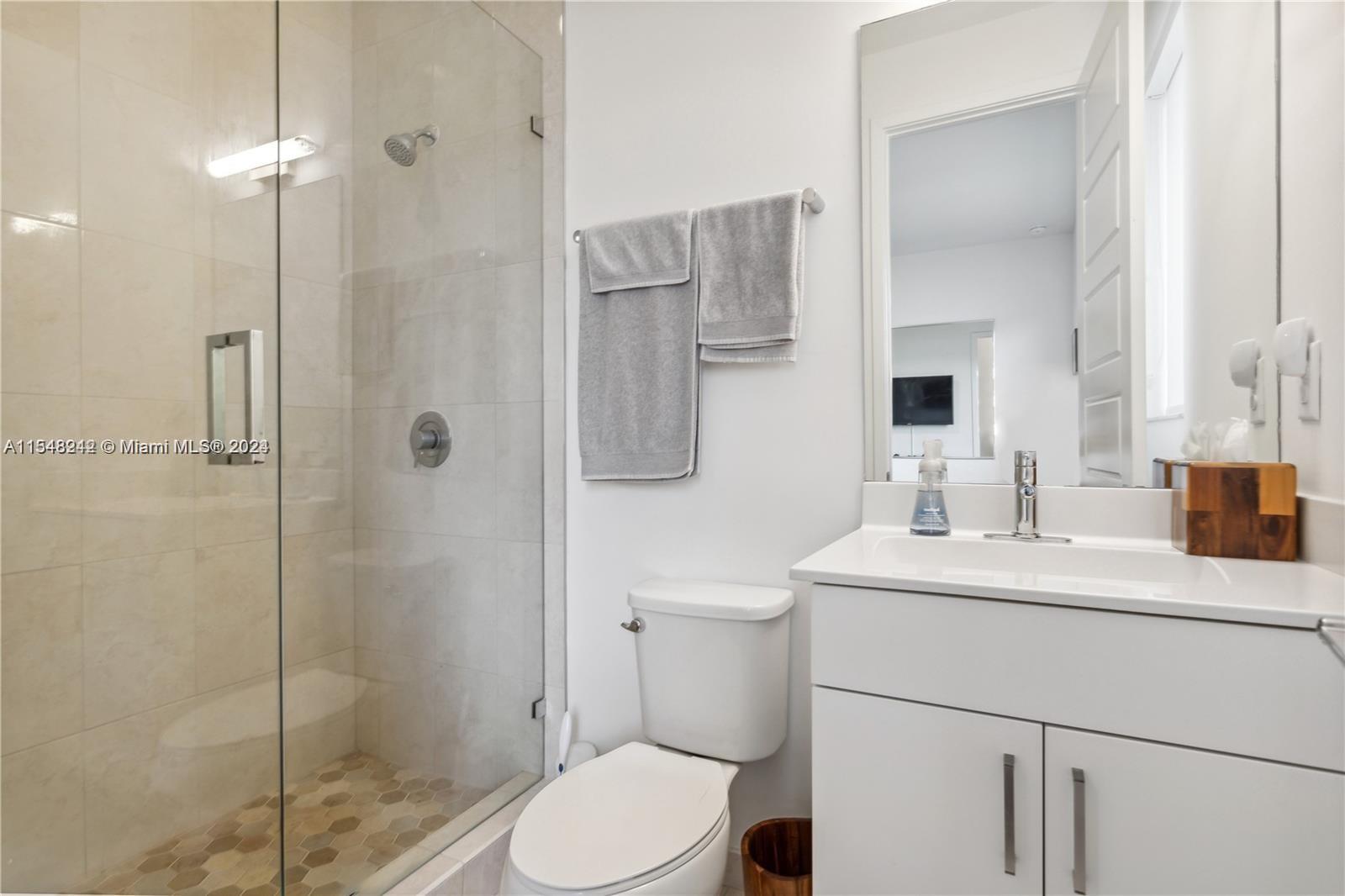 15101 SW 177th Ter, Miami, Florida 33187, 5 Bedrooms Bedrooms, ,3 BathroomsBathrooms,Residential,For Sale,15101 SW 177th Ter,A11548242