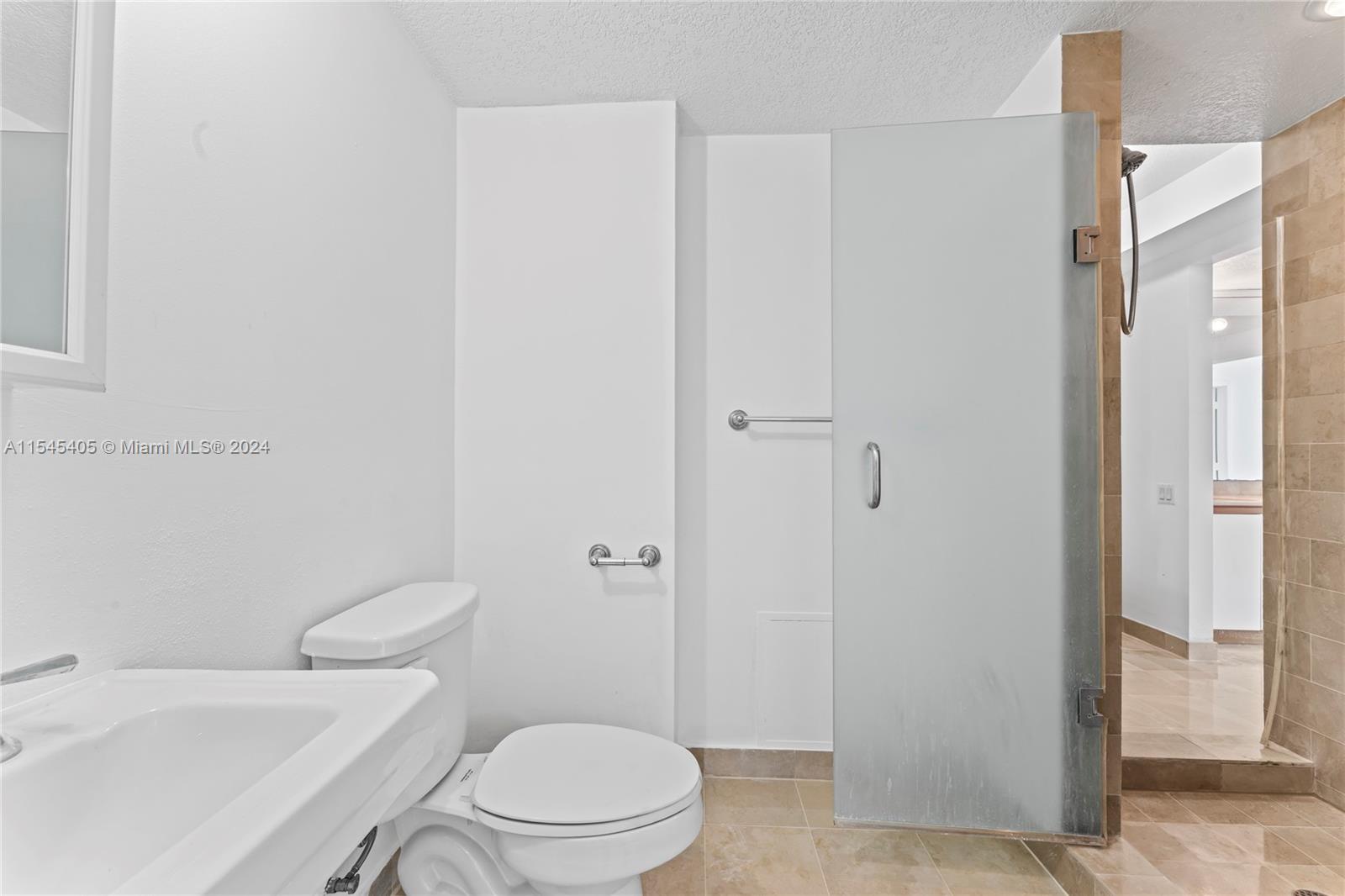 1500 Ocean Dr 410, Miami Beach, Florida 33139, 1 Bedroom Bedrooms, ,1 BathroomBathrooms,Residential,For Sale,1500 Ocean Dr 410,A11545405