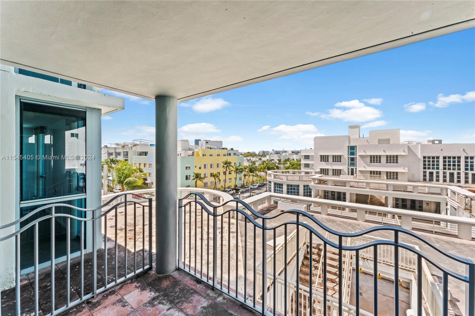 1500 Ocean Dr 410, Miami Beach, Florida 33139, 1 Bedroom Bedrooms, ,1 BathroomBathrooms,Residential,For Sale,1500 Ocean Dr 410,A11545405