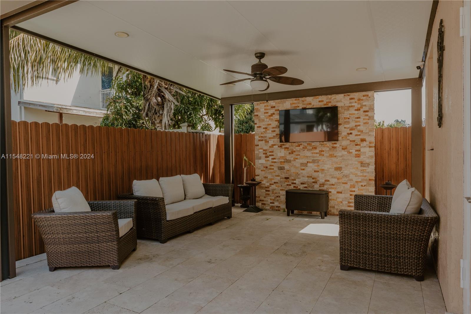 8875 NW 181st St, Hialeah, Florida 33018, 4 Bedrooms Bedrooms, ,3 BathroomsBathrooms,Residential,For Sale,8875 NW 181st St,A11548221