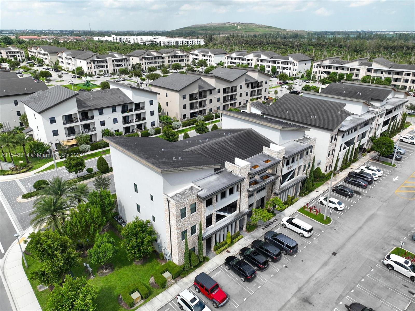 7865 NW 104th Ave 33, Doral, Florida 33178, 2 Bedrooms Bedrooms, ,2 BathroomsBathrooms,Residential,For Sale,7865 NW 104th Ave 33,A11548314