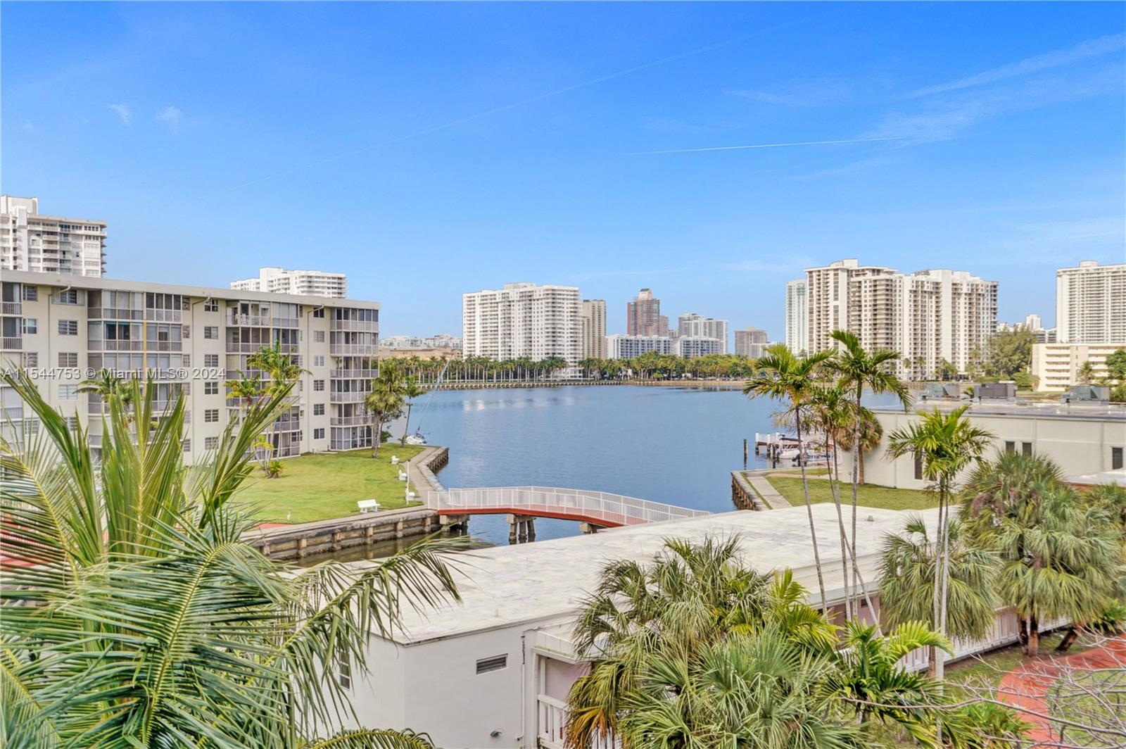 2905 Point East Dr, Aventura, FL, 33160 United States, 2 Bedrooms Bedrooms, ,2 BathroomsBathrooms,Residential,For Sale,Point East Dr,A11544753