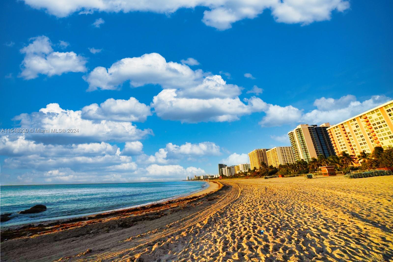 2899 Collins Ave 405, Miami Beach, Florida 33140, 1 Bedroom Bedrooms, 1 Room Rooms,1 BathroomBathrooms,Residential,For Sale,2899 Collins Ave 405,A11548320