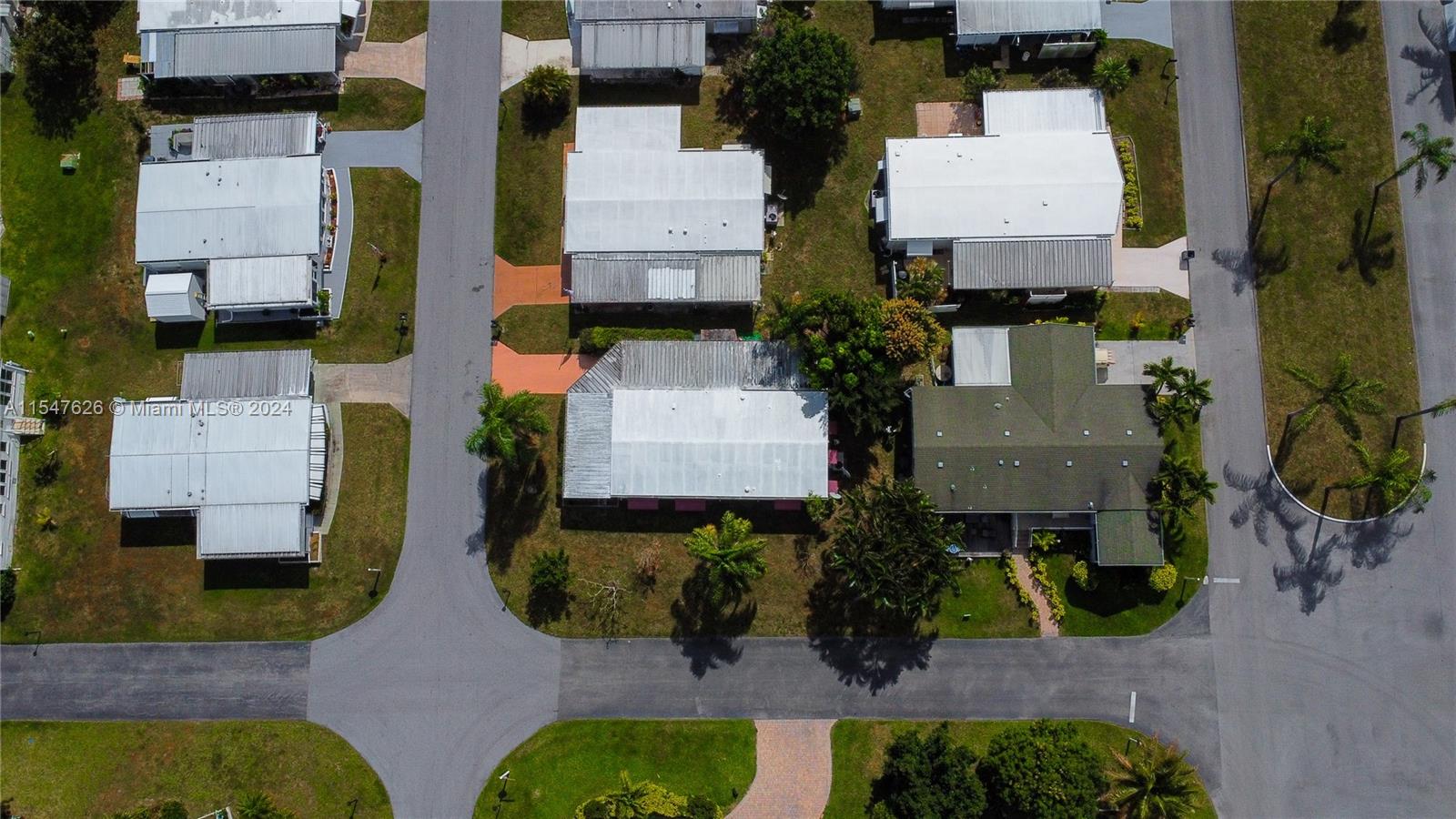 6377 Birch Lane, Lake Worth, FL, 33462 United States, 2 Bedrooms Bedrooms, ,2 BathroomsBathrooms,Residential,For Sale,Birch Lane,A11547626