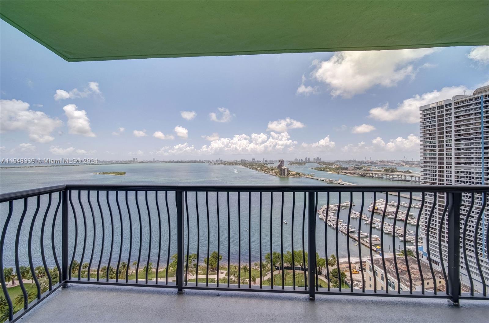 1756 N Bayshore Dr 28B, Miami, Florida 33132, 2 Bedrooms Bedrooms, ,2 BathroomsBathrooms,Residentiallease,For Rent,1756 N Bayshore Dr 28B,A11548339