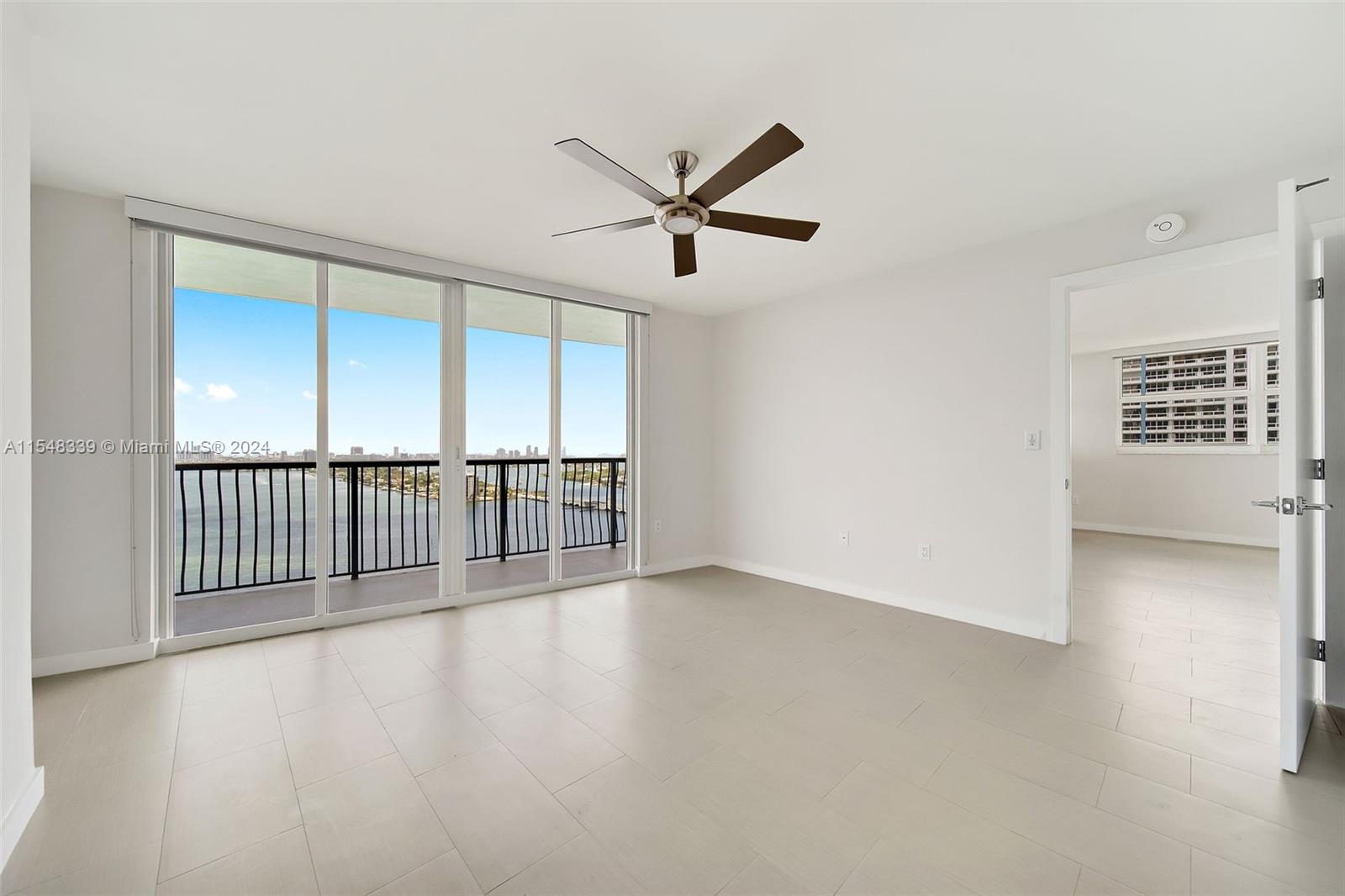 1756 N Bayshore Dr 28B, Miami, Florida 33132, 2 Bedrooms Bedrooms, ,2 BathroomsBathrooms,Residentiallease,For Rent,1756 N Bayshore Dr 28B,A11548339