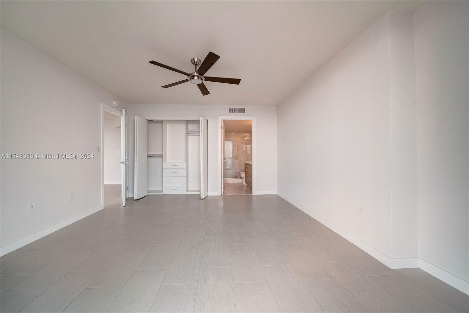 1756 N Bayshore Dr 28B, Miami, Florida 33132, 2 Bedrooms Bedrooms, ,2 BathroomsBathrooms,Residentiallease,For Rent,1756 N Bayshore Dr 28B,A11548339