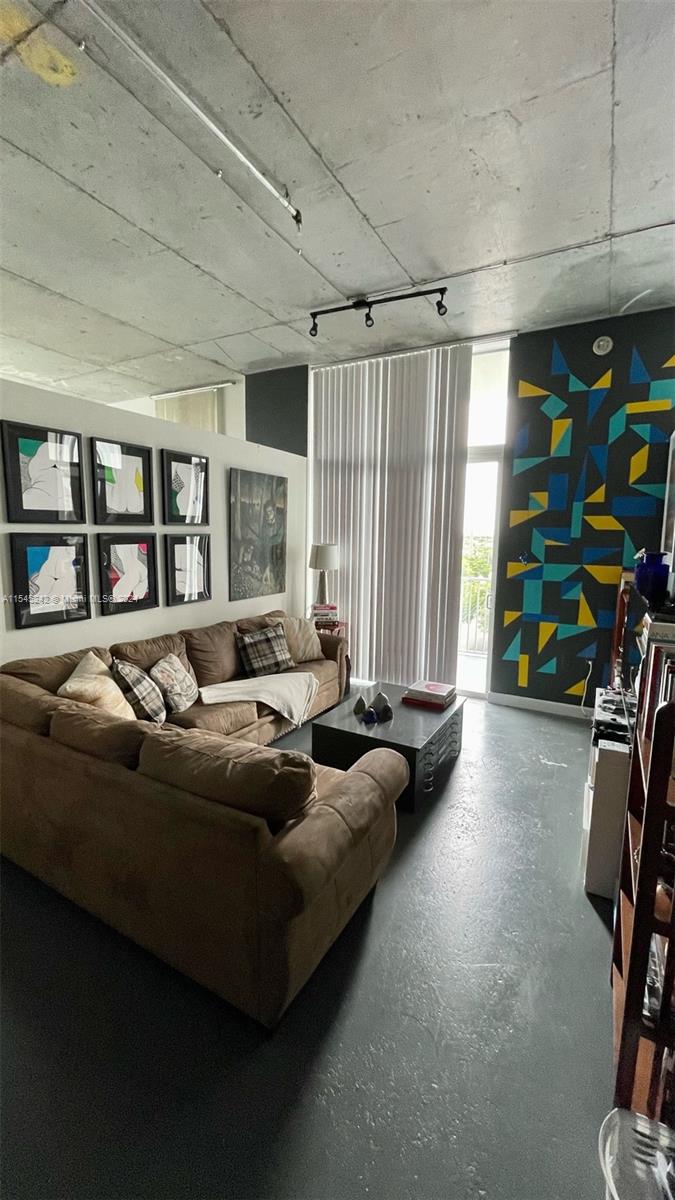 2100 Van Buren St 506, Hollywood, Florida 33020, 2 Bedrooms Bedrooms, ,2 BathroomsBathrooms,Residential,For Sale,2100 Van Buren St 506,A11545242