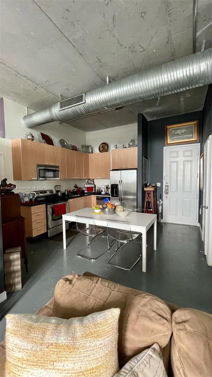 2100 Van Buren St 506, Hollywood, Florida 33020, 2 Bedrooms Bedrooms, ,2 BathroomsBathrooms,Residential,For Sale,2100 Van Buren St 506,A11545242