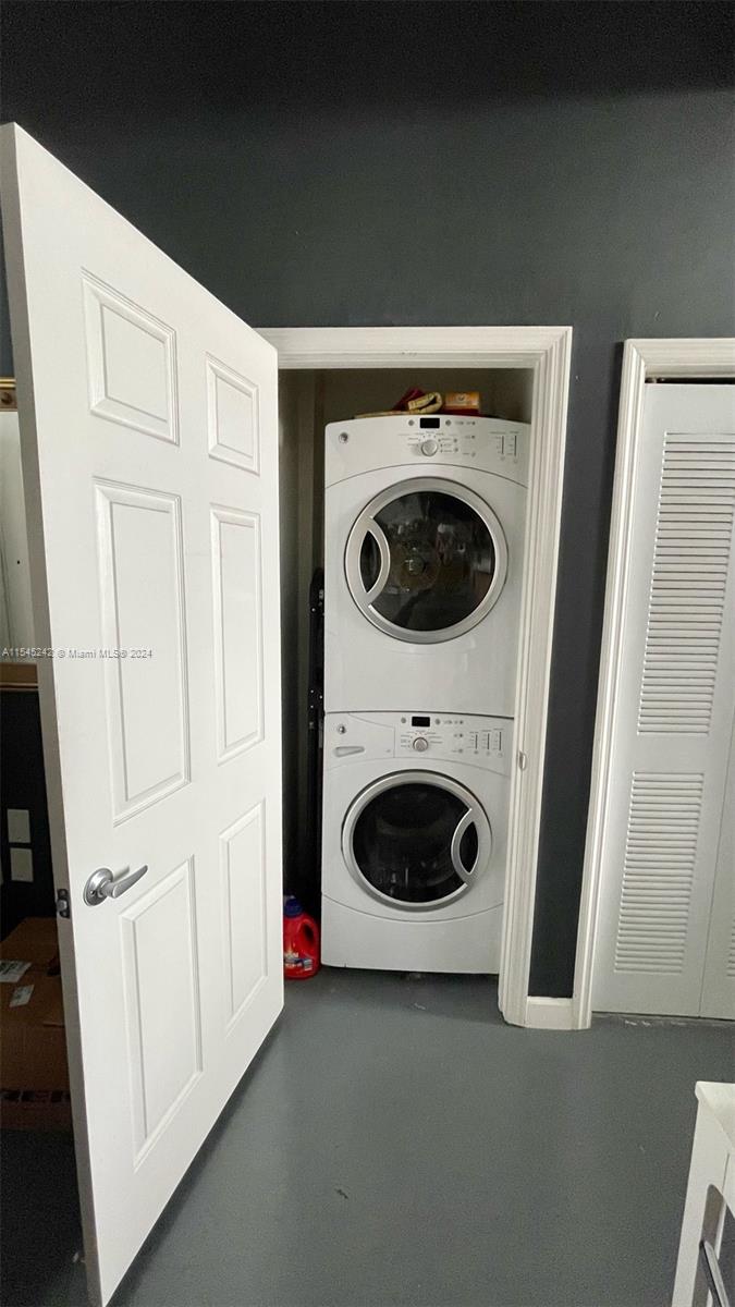 2100 Van Buren St 506, Hollywood, Florida 33020, 2 Bedrooms Bedrooms, ,2 BathroomsBathrooms,Residential,For Sale,2100 Van Buren St 506,A11545242