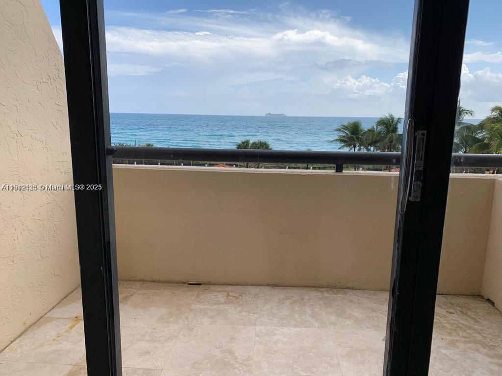 2555 Collins Ave 506, Miami Beach, Florida 33140, 2 Bedrooms Bedrooms, ,2 BathroomsBathrooms,Residential,For Sale,2555 Collins Ave 506,A11542133