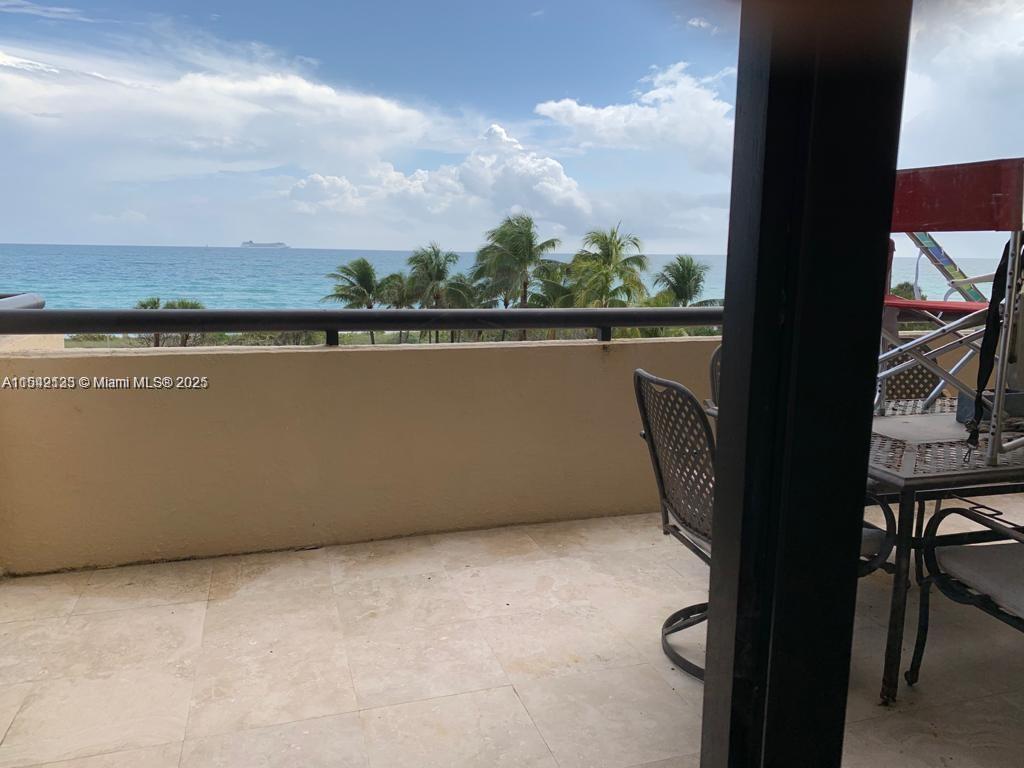 2555 Collins Ave 506, Miami Beach, Florida 33140, 2 Bedrooms Bedrooms, ,2 BathroomsBathrooms,Residential,For Sale,2555 Collins Ave 506,A11542133