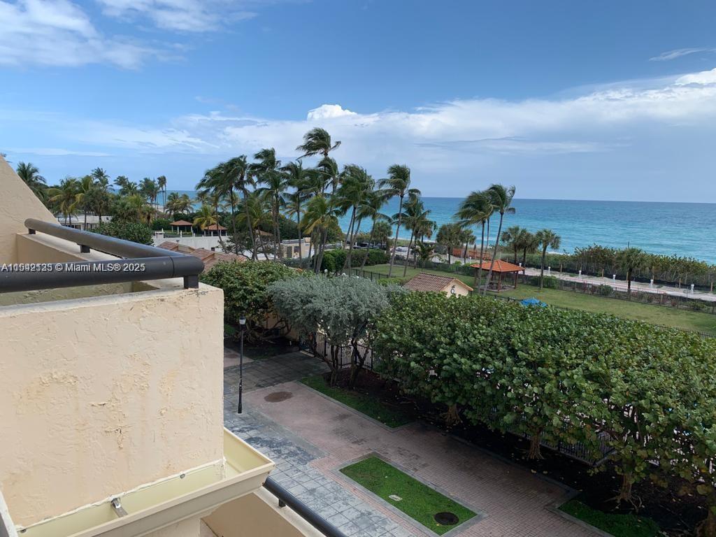 2555 Collins Ave 506, Miami Beach, Florida 33140, 2 Bedrooms Bedrooms, ,2 BathroomsBathrooms,Residential,For Sale,2555 Collins Ave 506,A11542133