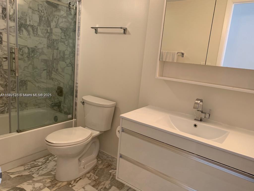 2555 Collins Ave 506, Miami Beach, Florida 33140, 2 Bedrooms Bedrooms, ,2 BathroomsBathrooms,Residential,For Sale,2555 Collins Ave 506,A11542133