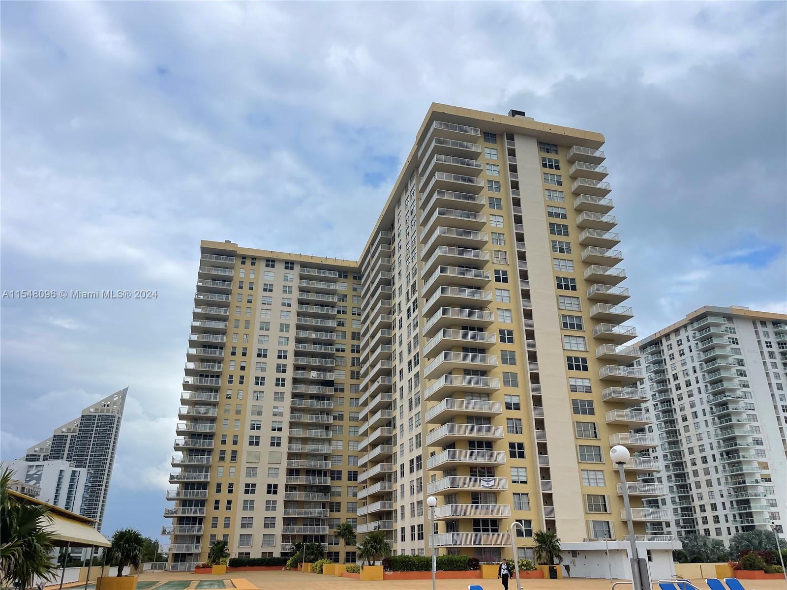 231 174th St, Sunny Isles Beach, FL, 33160 United States, 2 Bedrooms Bedrooms, ,2 BathroomsBathrooms,Residential,For Sale,174th St,A11548096