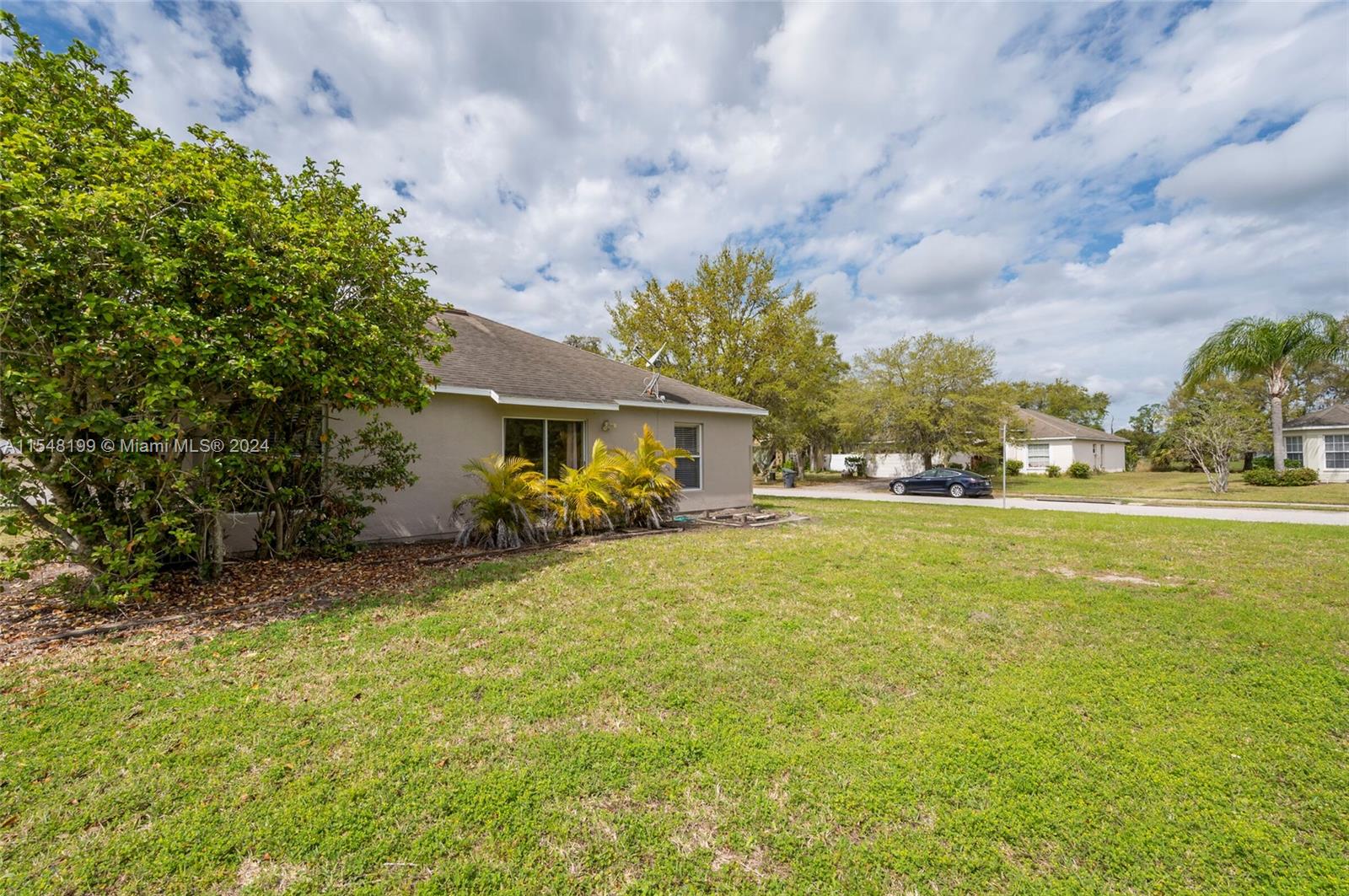 2476 Hamlet Circle, Lakeland, FL, 33810 United States, 4 Bedrooms Bedrooms, ,2 BathroomsBathrooms,Residential,For Sale,Hamlet Circle,A11548199