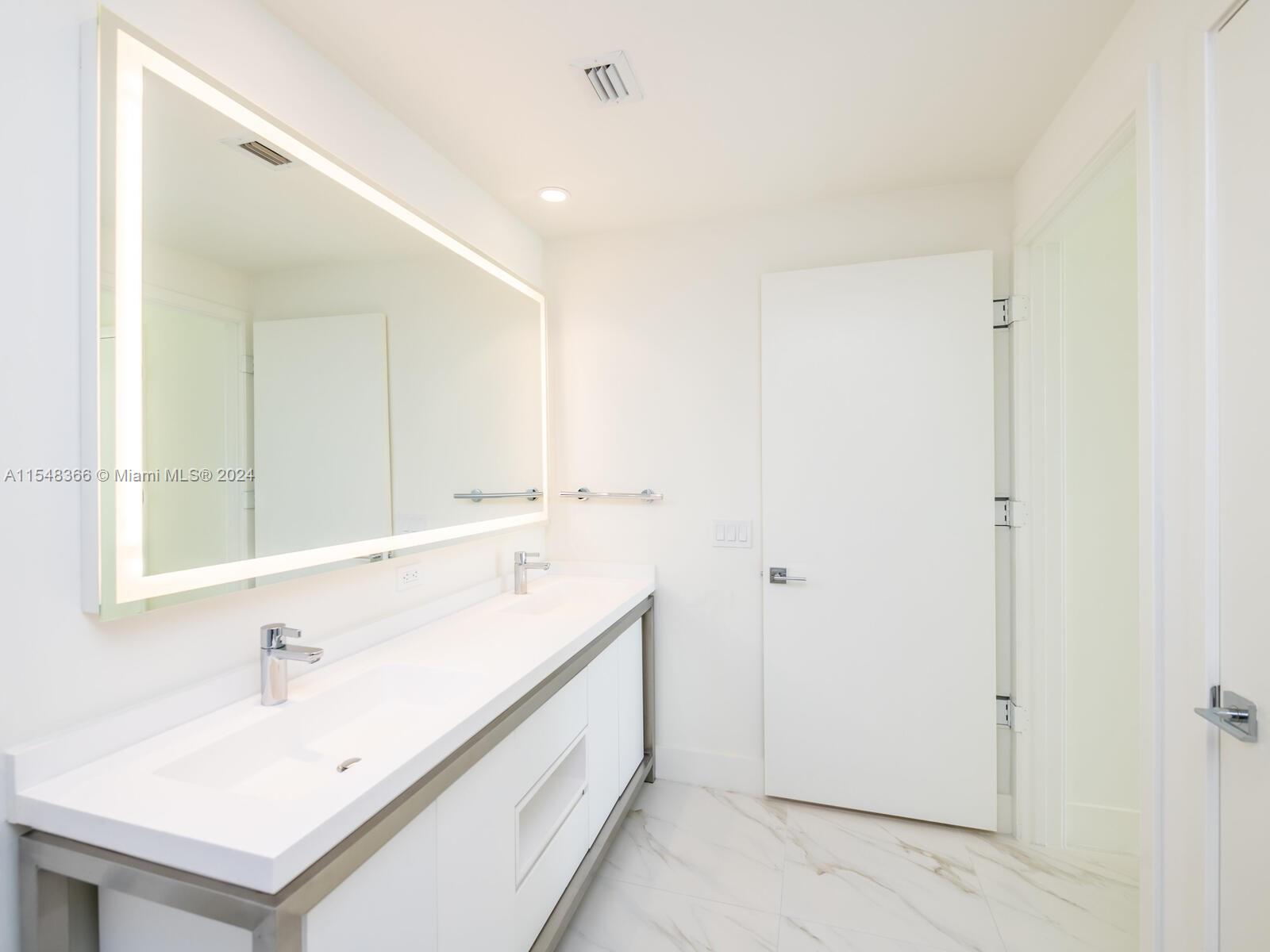 2000 Metropica Way, Sunrise, FL, 33323 United States, 2 Bedrooms Bedrooms, ,2 BathroomsBathrooms,Residential,For Sale,Metropica Way,A11548366