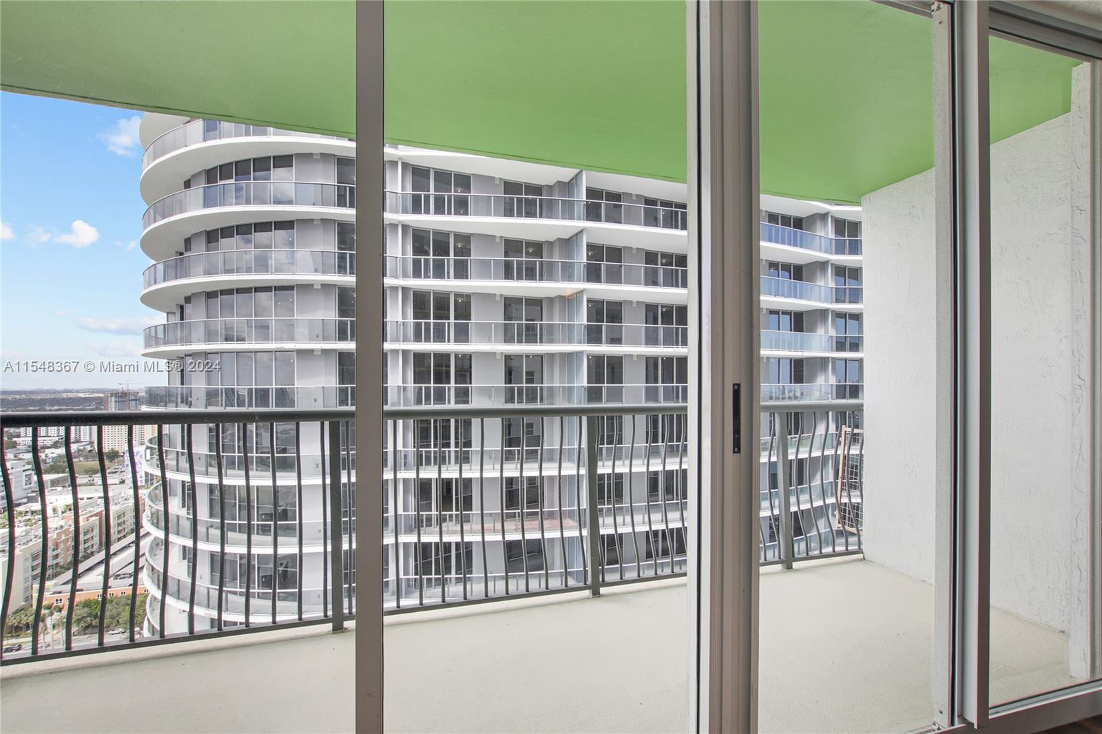 1756 N Bayshore Dr 20L, Miami, Florida 33132, 1 Bedroom Bedrooms, ,1 BathroomBathrooms,Residentiallease,For Rent,1756 N Bayshore Dr 20L,A11548367