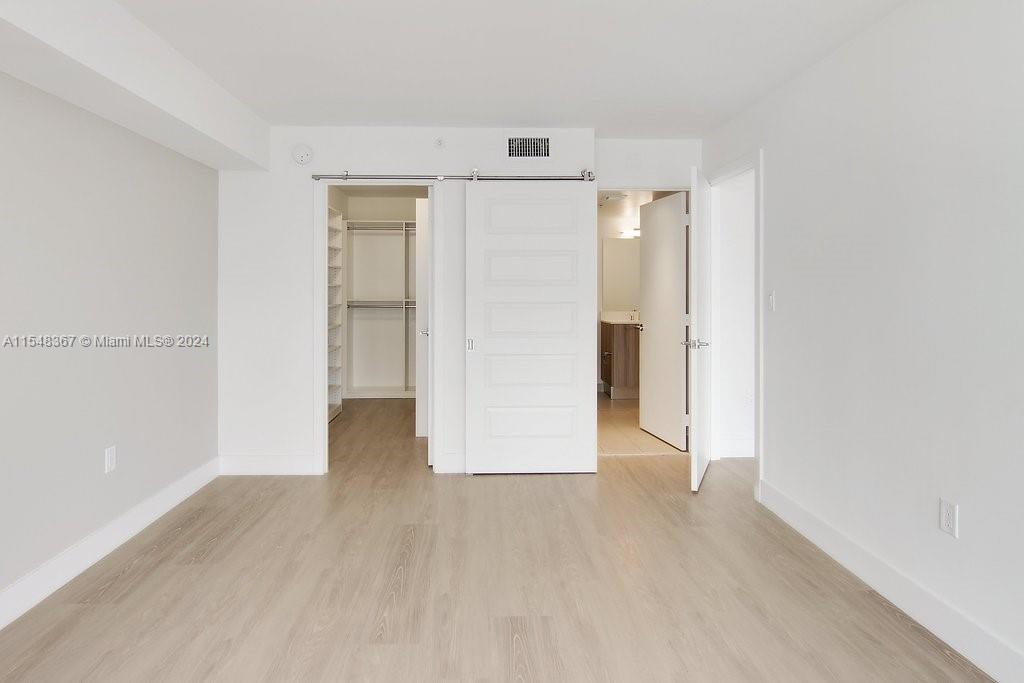 1756 N Bayshore Dr 20L, Miami, Florida 33132, 1 Bedroom Bedrooms, ,1 BathroomBathrooms,Residentiallease,For Rent,1756 N Bayshore Dr 20L,A11548367